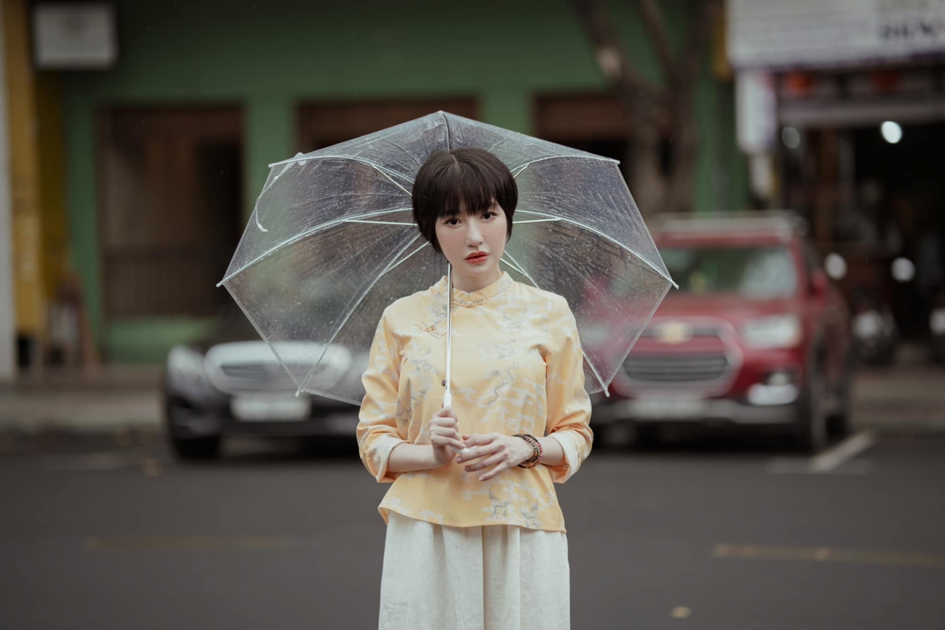 Elly Trần tụt 4kg sau 8 ngày công khai chuyện chồng ngoại tình