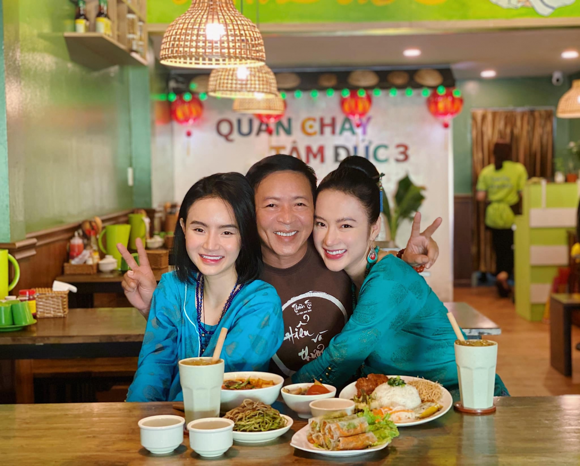 Angela Phương Trinh - Lê Ngọc Phương Trang đều rút lui khỏi showbiz xô bồ, ở ẩn để tu tập