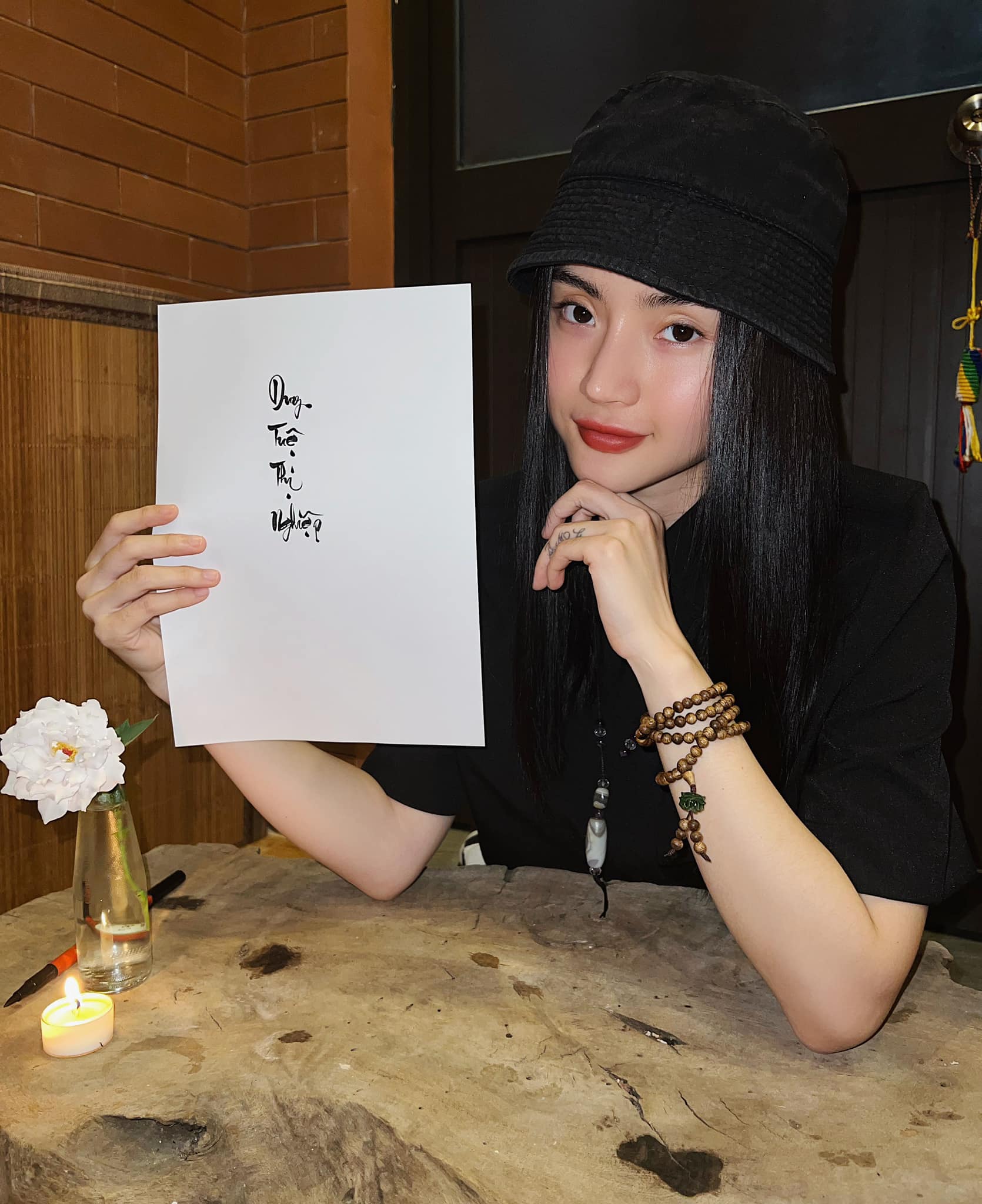 Phương Trang cũng lựa chọn lối sống lành mạnh, chuyên tâm tu tập