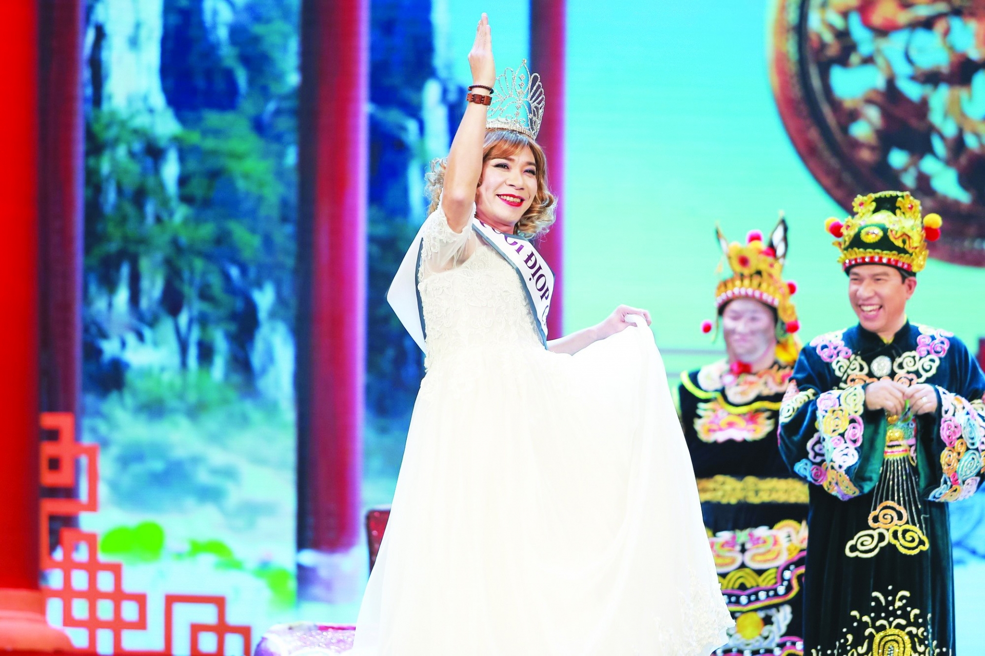 Vai diễn cô Đẩu của Công Lý trong chương trình Táo Quân gây ấn tượng mạnh mẽ đối với công chúng. Ảnh: Internet