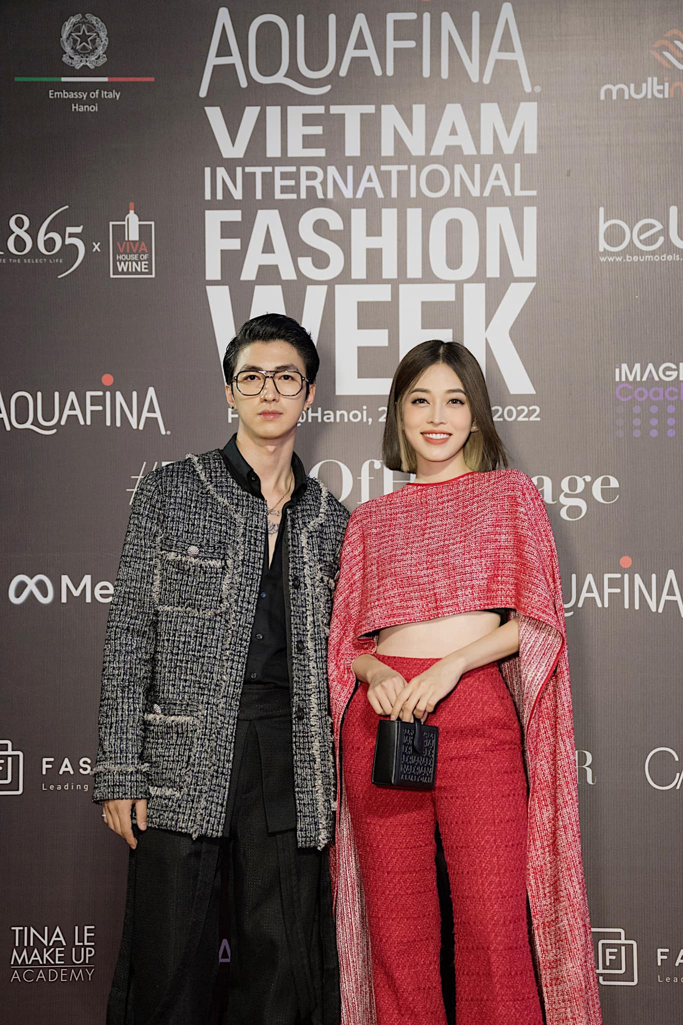 Bình An - Phương Nga hiếm hoi tái xuất sau khi về chung một nhà