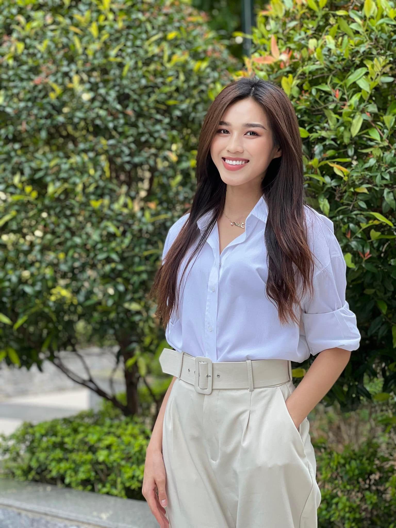Nhan sắc đẹp không tì vết của Đỗ Thị Hà Nhan sắc đẹp không tì vết của Đỗ Thị Hà
