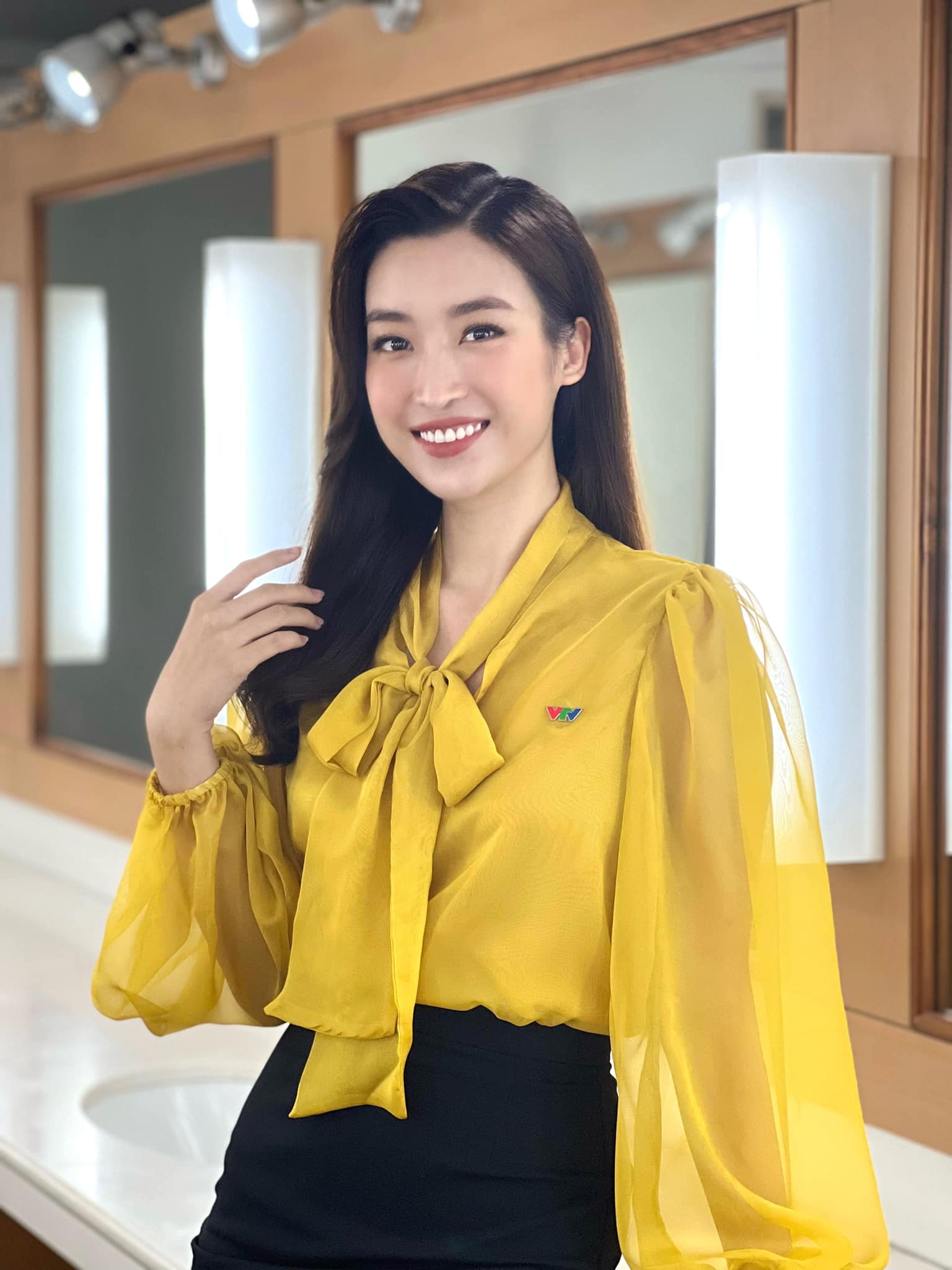 Đỗ Mỹ Linh trở lại với công việc BTV - MC truyền hình