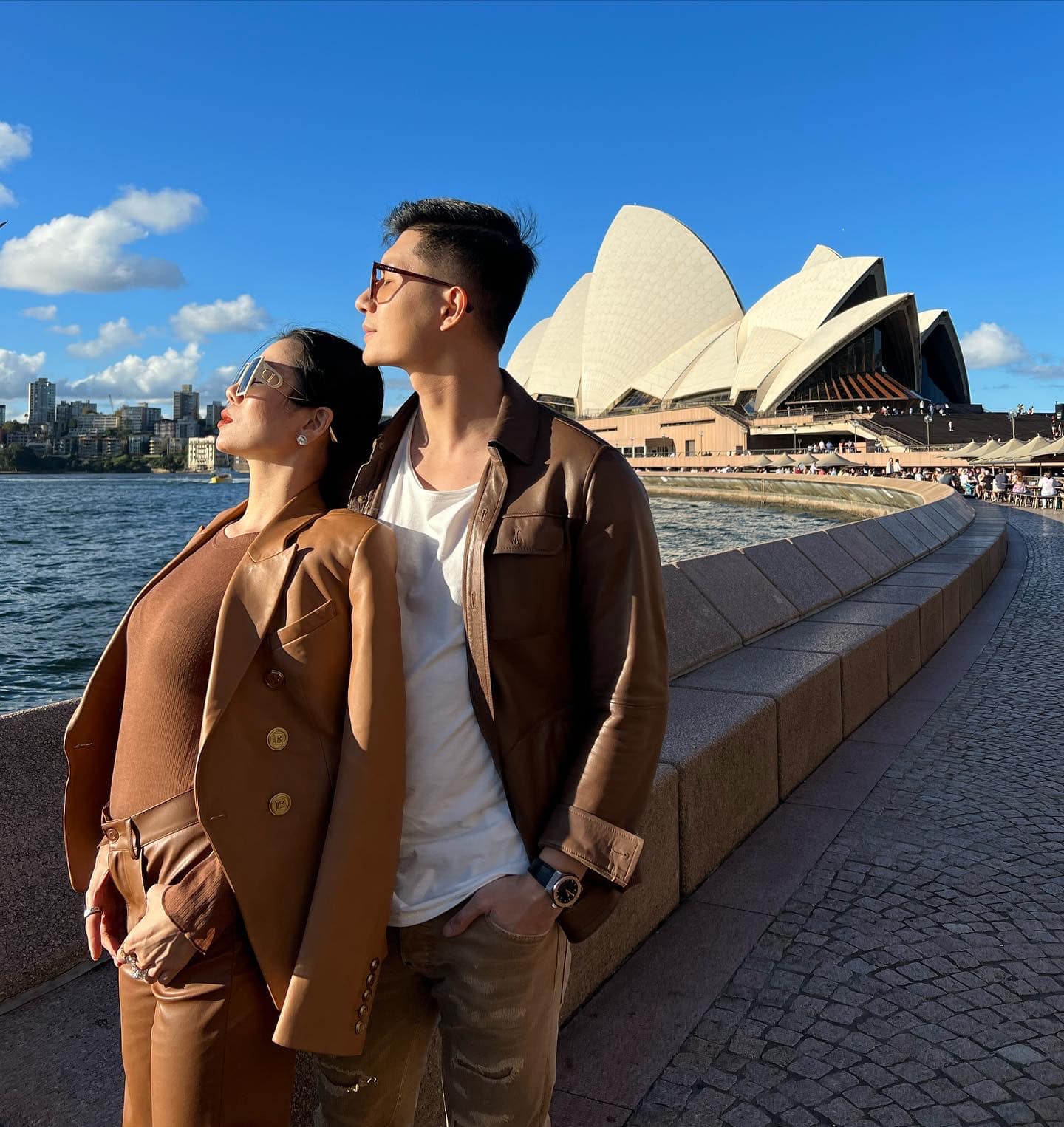 Kể từ ngày nên duyên với Lâm Bảo Châu, Lệ Quyên dần trở nên trẻ trung, xinh đẹp hơn