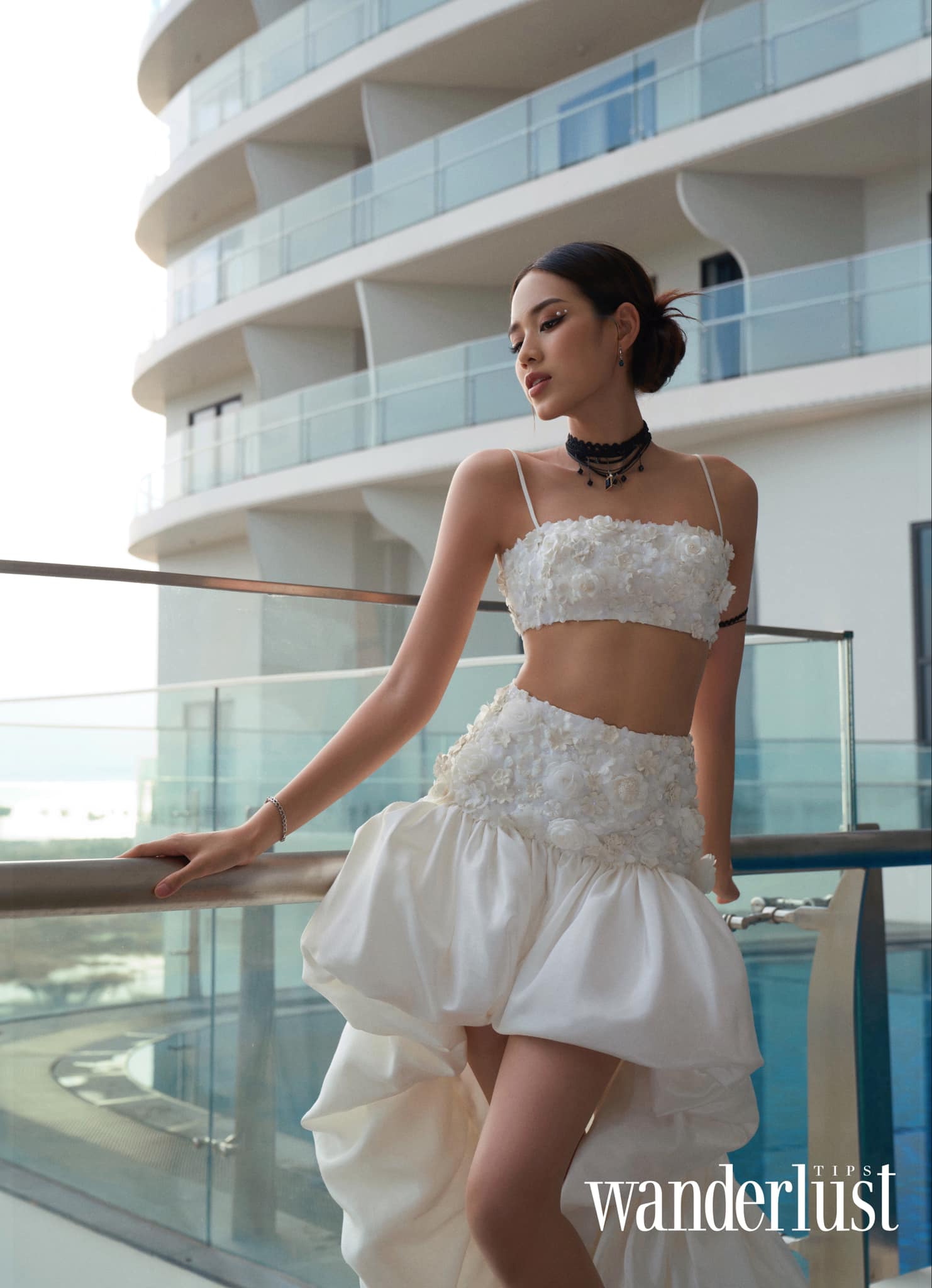 Đỗ Thị Hà gây chú ý khi chia sẻ bộ ảnh mới trước thềm kết thúc nhiệm kỳ