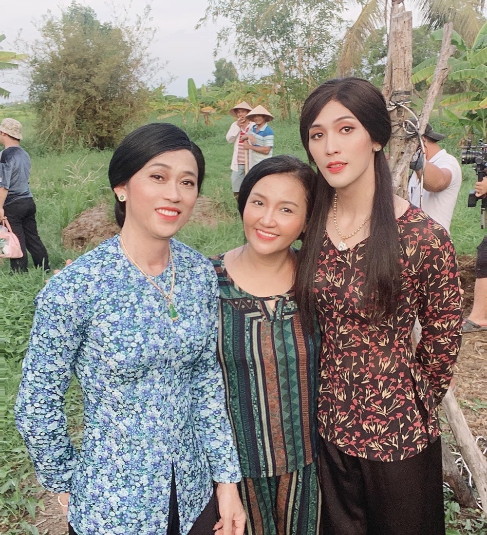 Hoài Linh thường xuyên giúp đỡ, hỗ trợ Võ Đăng Khoa trong công việc