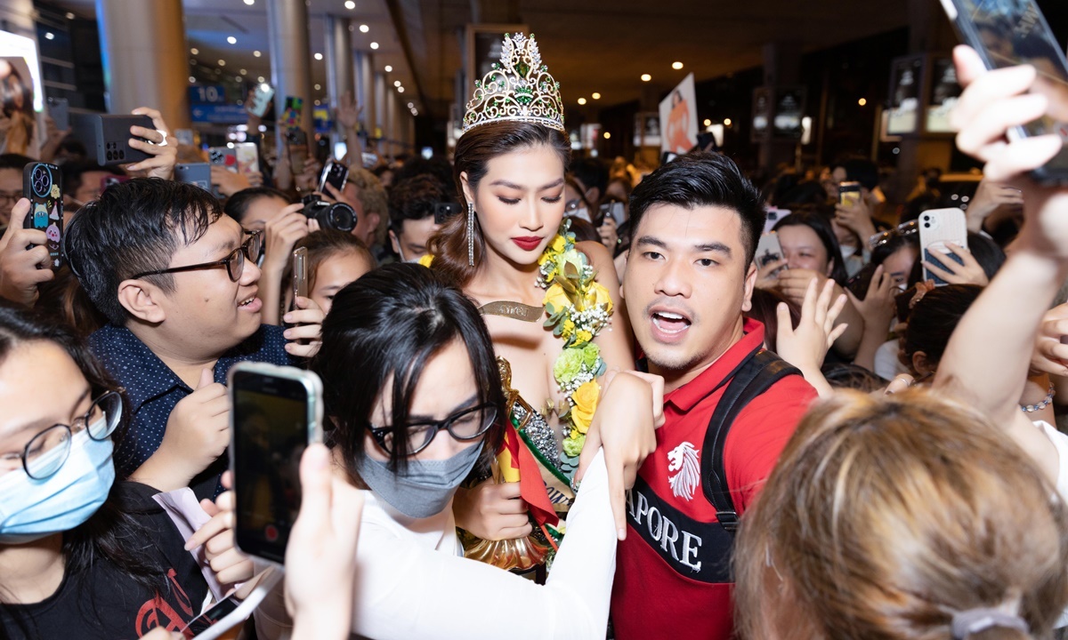 Thiên Ân được chào đón sau khi tham gia Miss Grand International 2022, khác xa Thạch Thu Thảo