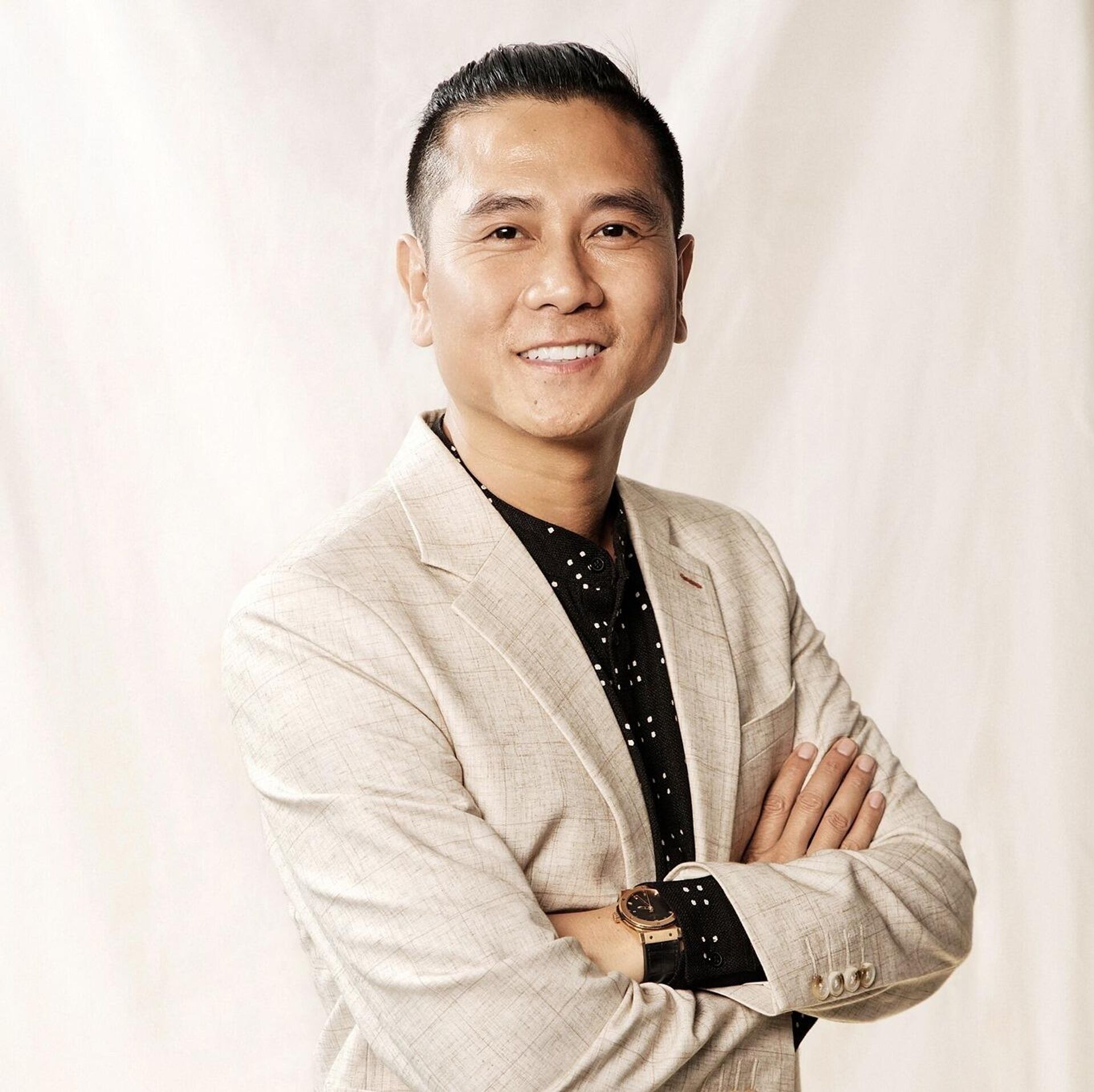 Sao Việt 4/12: Hồ Hoài Anh đưa ra quyết định sự nghiệp táo bạo, Đỗ Thị Hà gặp sự cố ngượng ngùng trên sàn diễn - Ảnh 1 Sao Việt 4/12: Hồ Hoài Anh đưa ra quyết định sự nghiệp táo bạo, Đỗ Thị Hà gặp sự cố ngượng ngùng trên sàn diễn - Ảnh 1