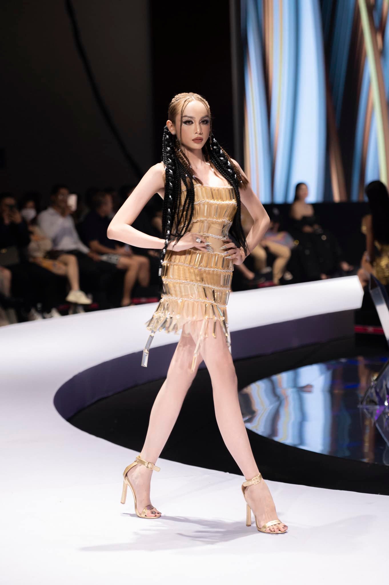 Lương Mỹ Kỳ từng phải nhờ tới phương pháp làm đẹp bằng phẫu thuật thẩm mỹ