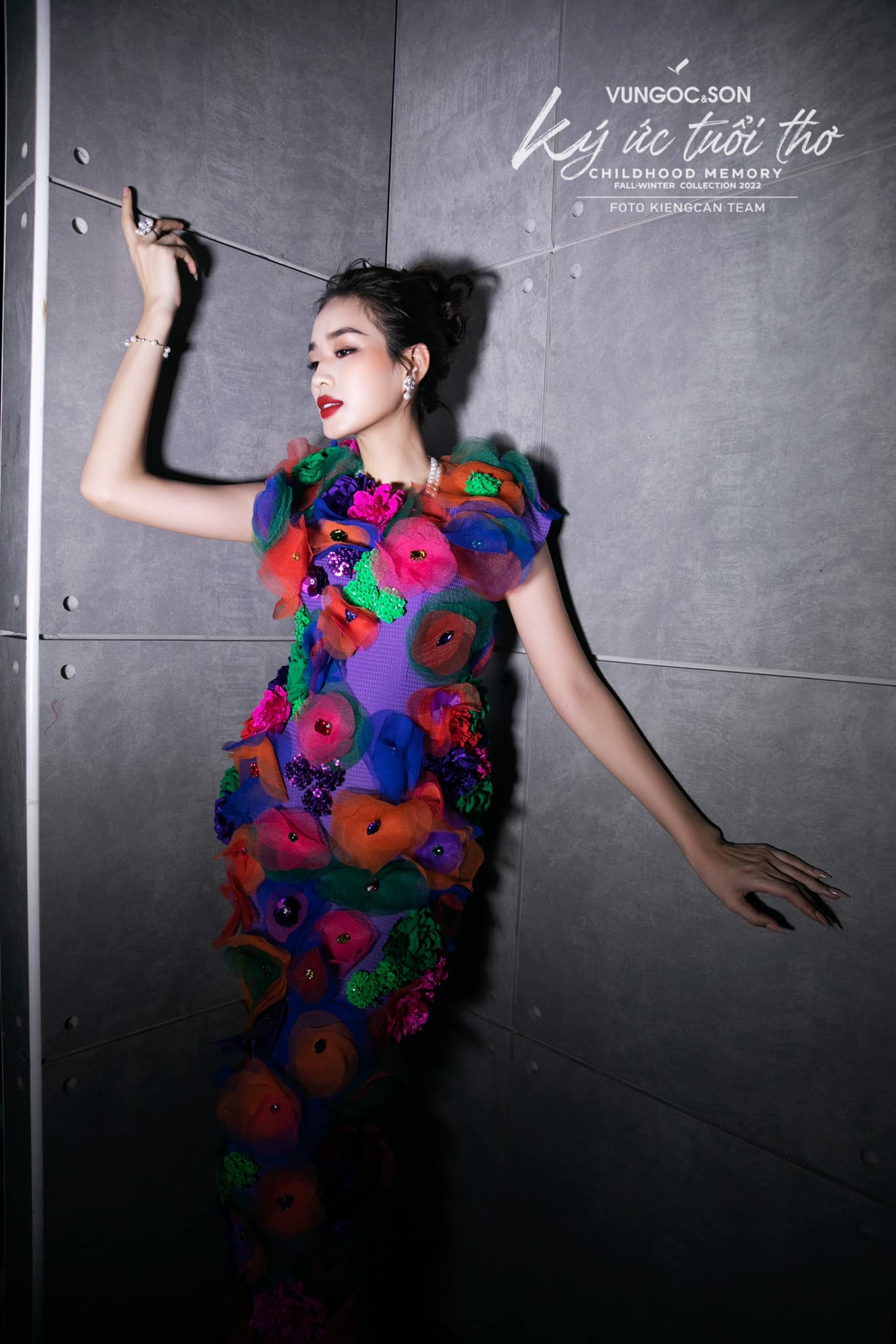 Video: Đỗ Thị Hà gặp sự cố 'khó đỡ' trên sân khấu, CDM ồ ạt hỏi thăm - Ảnh 6