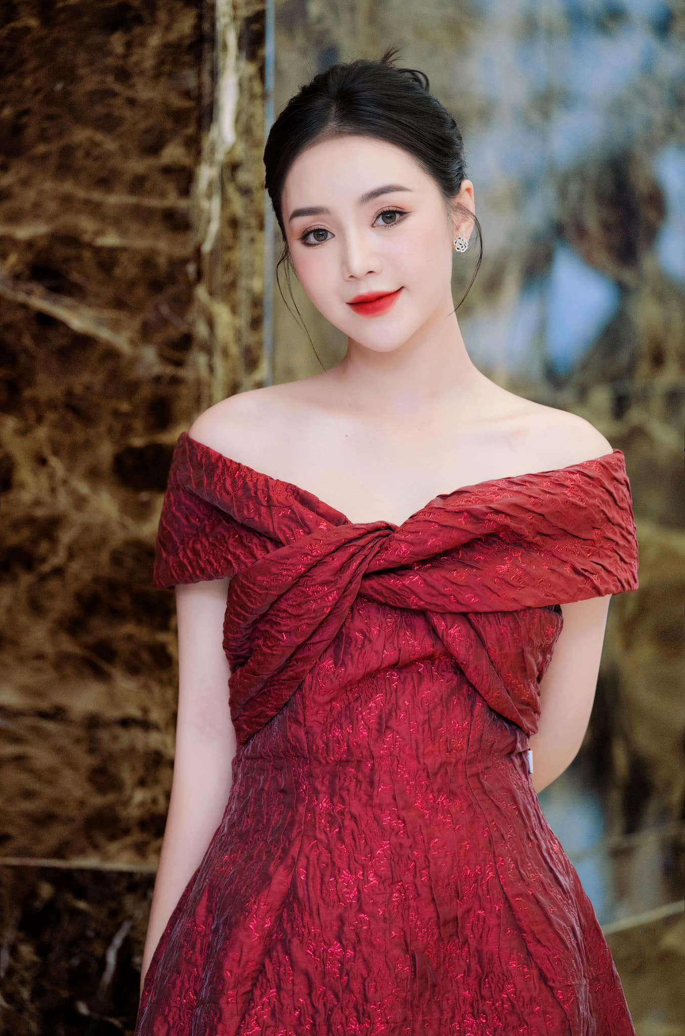 Quỳnh Kool gây ấn tượng bởi nhan sắc xinh đẹp