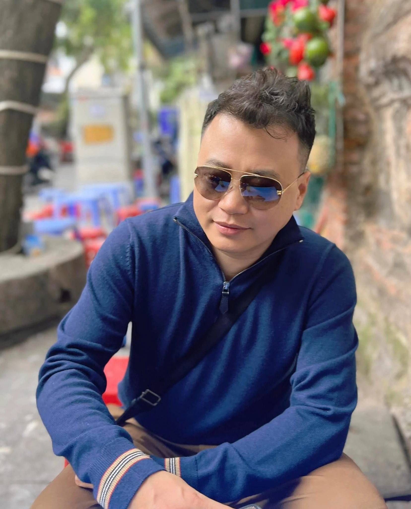 Sau công khai hẹn hò Shark Bình, Phương Oanh khoe nhẫn kim cương cỡ 'khủng'  - Ảnh 1