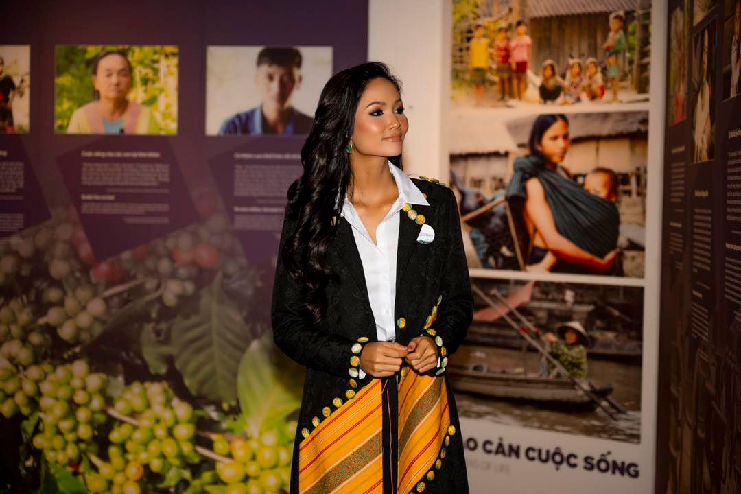 H'Hen Niê nhận được sự yêu thương của đông đảo khán giả nhờ đời tư trong sạch