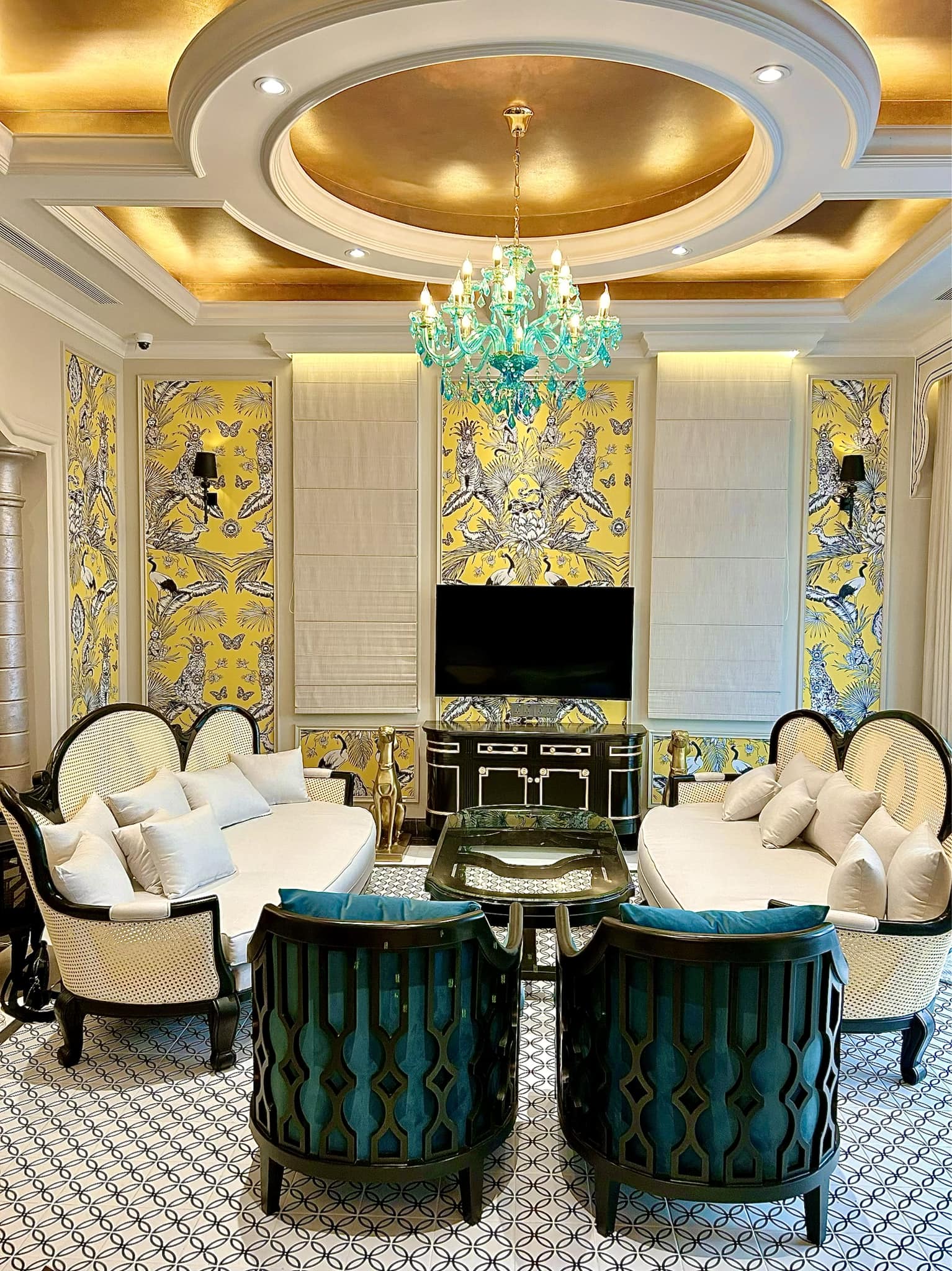 Phòng khách tối giản nhưng vô cùng tinh tế, sang trọng