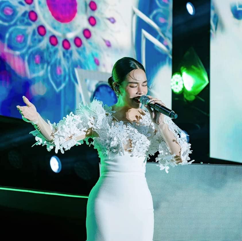 O Sen đến gần với công chúng bằng thực lực