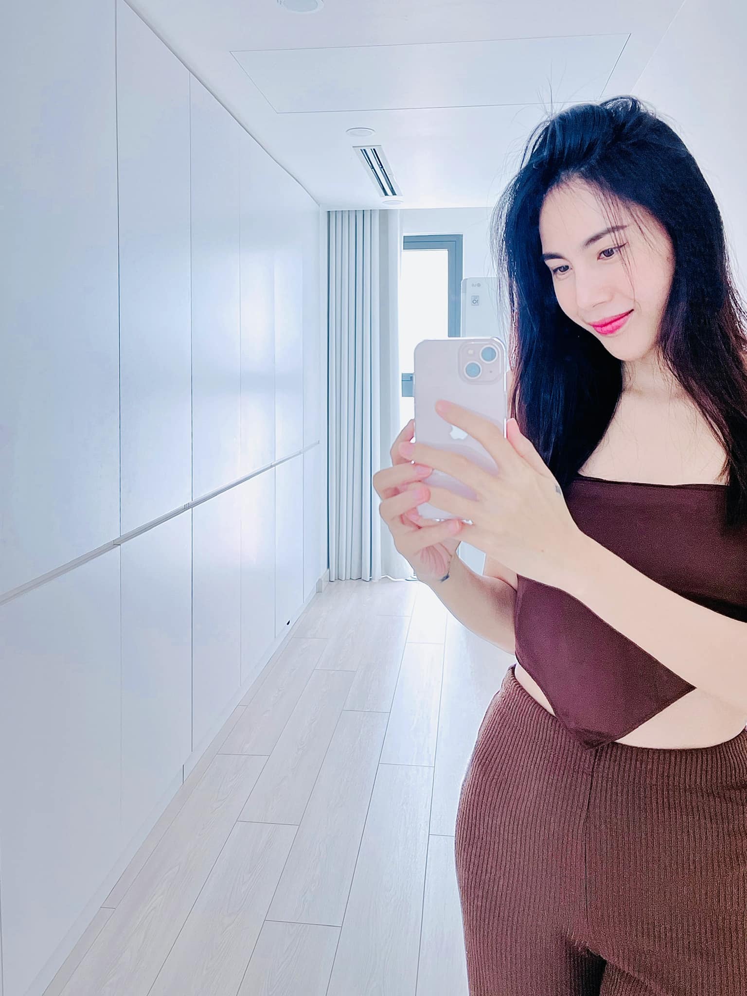 Người hâm mộ mong muốn Thủy Tiên sẽ có nhiều hoạt động hơn nữa. Ảnh: Facebook Thủy Tiên