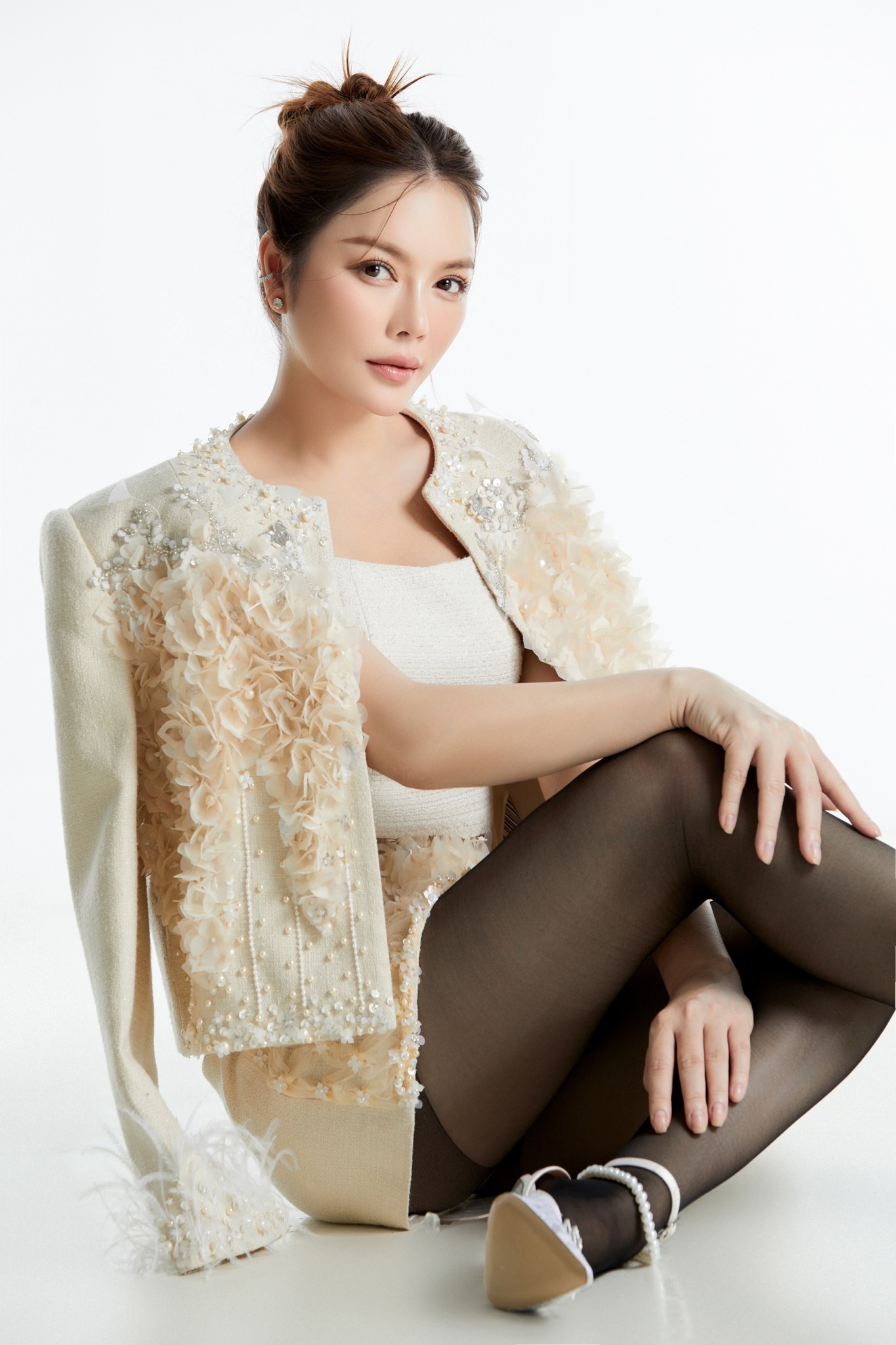 Lý Nhã Kỳ đang tận hưởng cuộc sống độc thân vô cùng hạnh phúc. Ảnh: FBNV