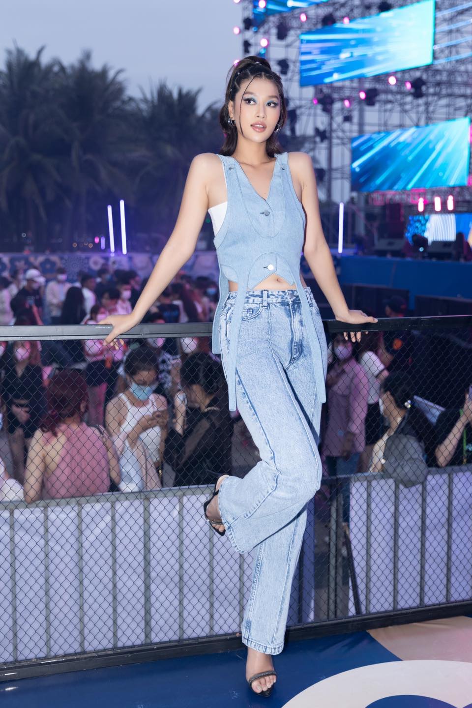 Tên tuổi đi lên 'như diều gặp gió' khiến Đoàn Thiên Ân đối mặt với không ít rắc rối. Ảnh: FBNV