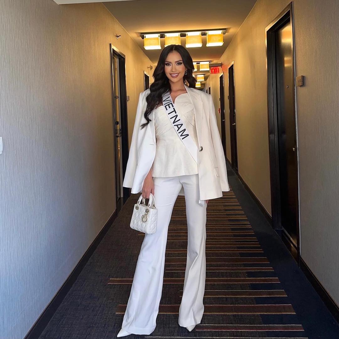 Ngọc Châu chính thức nhập cuộc Miss Universe 2022, từng bước thực hiện giấc mơ Hoàn vũ. Ảnh: Facebook Ngọc Châu