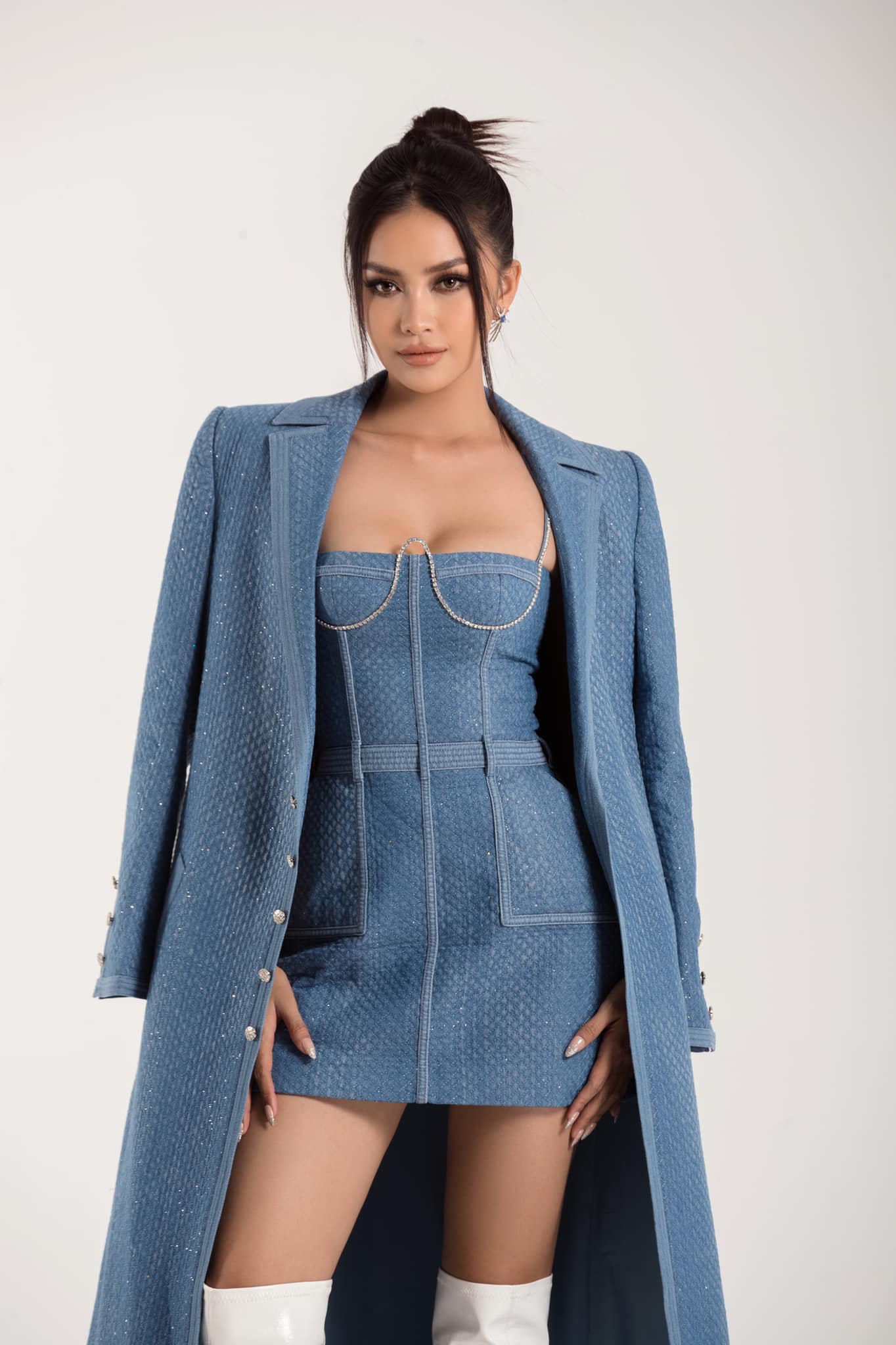 Ngọc Châu nhận được ủng hộ của fan sắc đẹp trong nước lẫn quốc tế