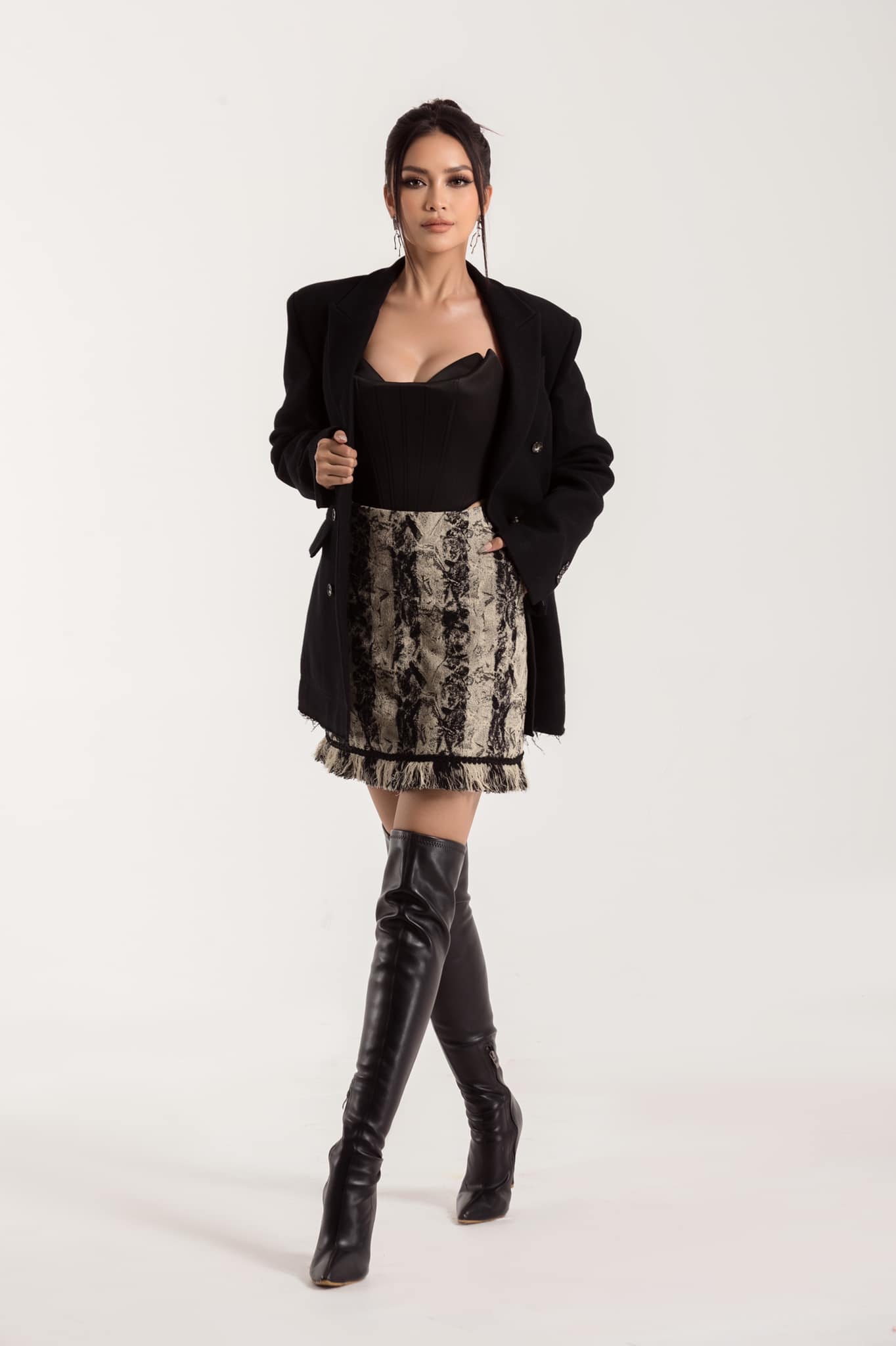 Các chuyên trang sắc đẹp đều dự đoán Ngọc Châu an toàn ở Top 20 chung cuộc. 