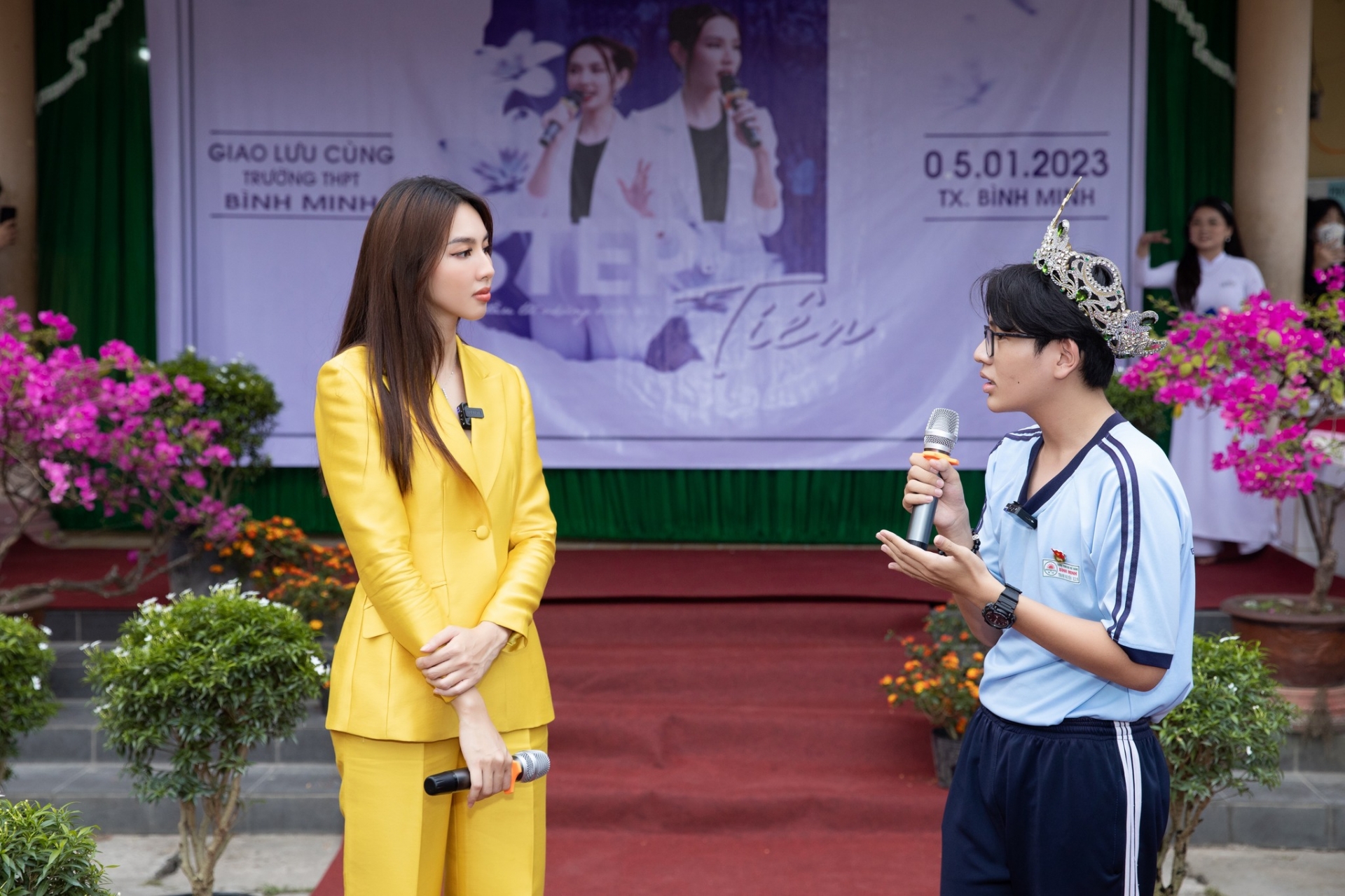 Video: Thùy Tiên tái hiện màn hô tên 'làm mưa làm gió' Miss Grand International 2021 - Ảnh 10