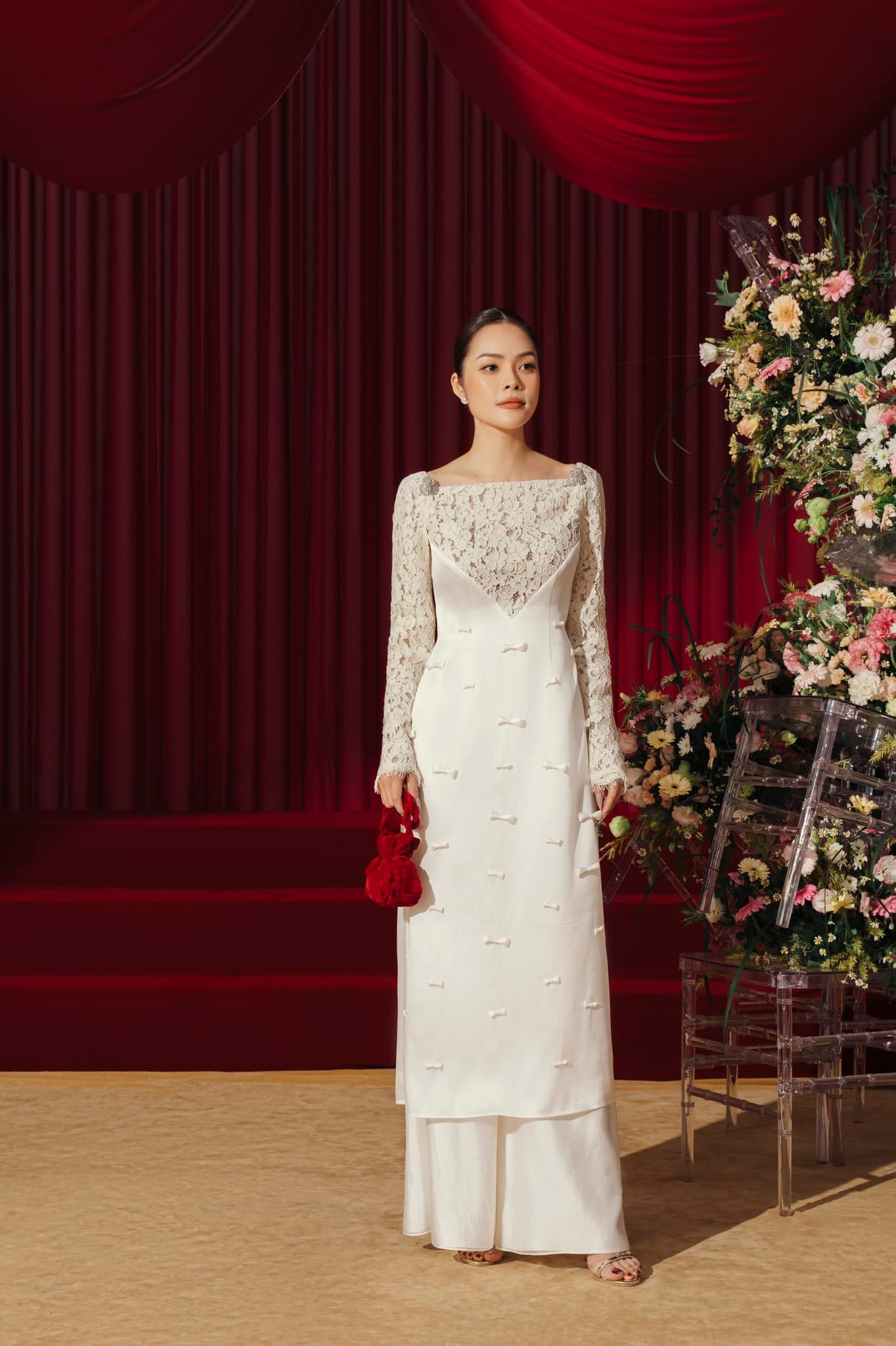 Dương Cẩm Lynh từng có cuộc sống sang chảnh trước khi vướng vào ồn ào nợ nần