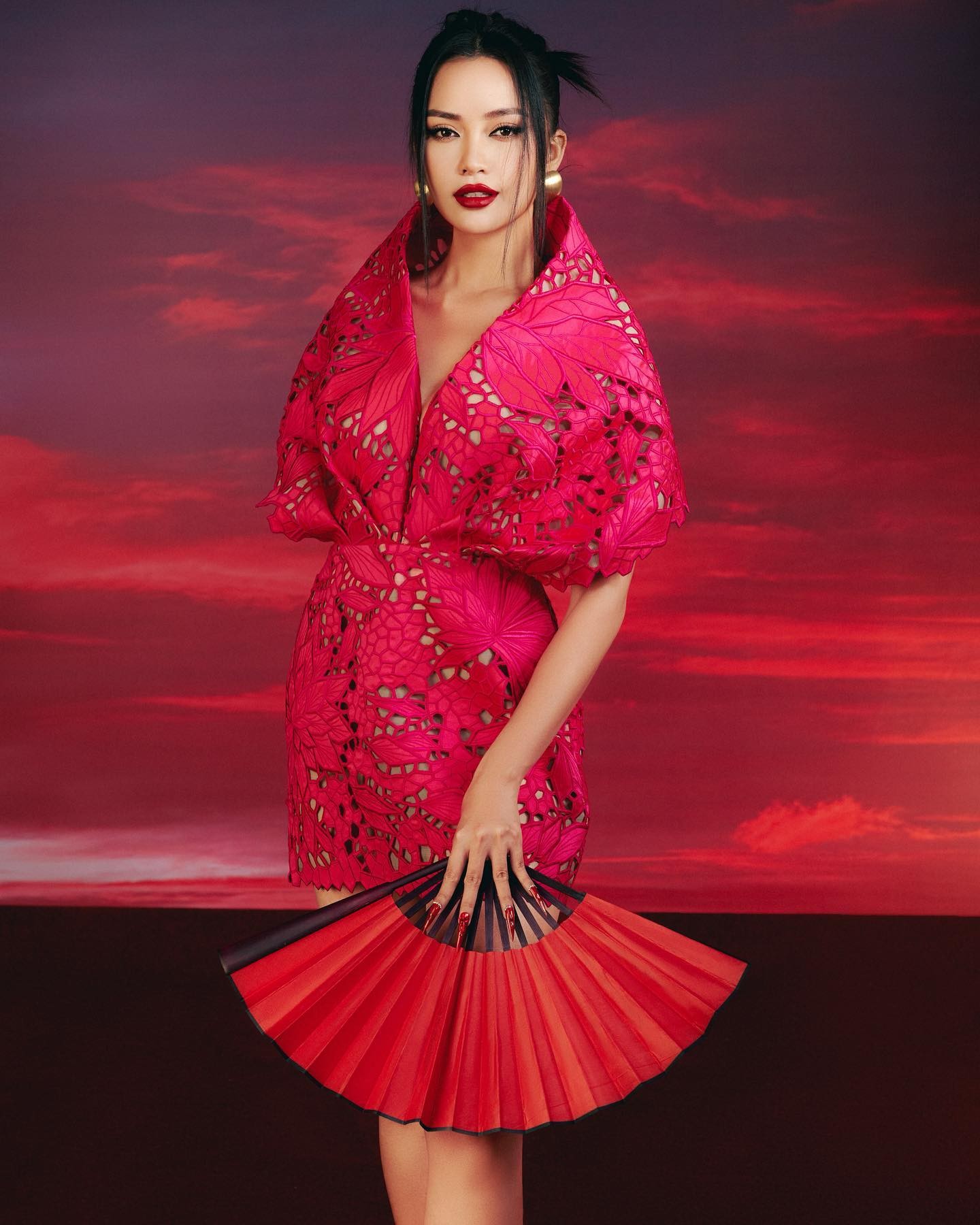 MXH xôn xao trước thông tin Hoa hậu Hoàn vũ Việt Nam Ngọc Châu khai gian về học vấn