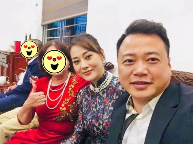 Phương Oanh - Shark Bình thoải mái thể hiện tình cảm bất chấp lời ra tiếng vào