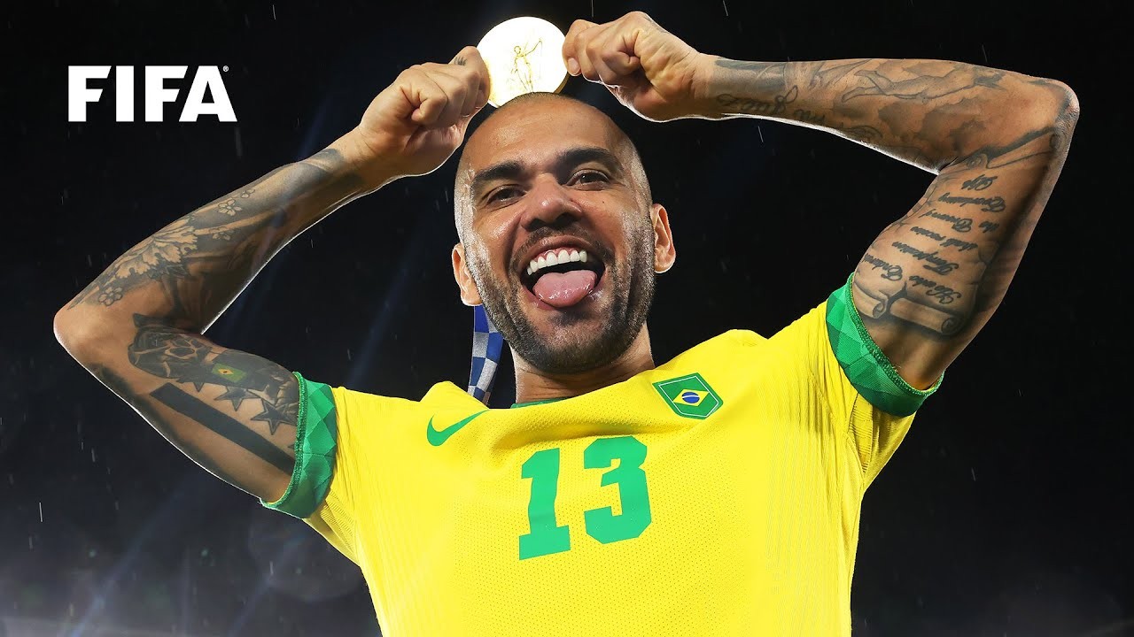Dani Alves đang gặp rất nhiều bất lợi sau cáo buộc tấn công tình dục