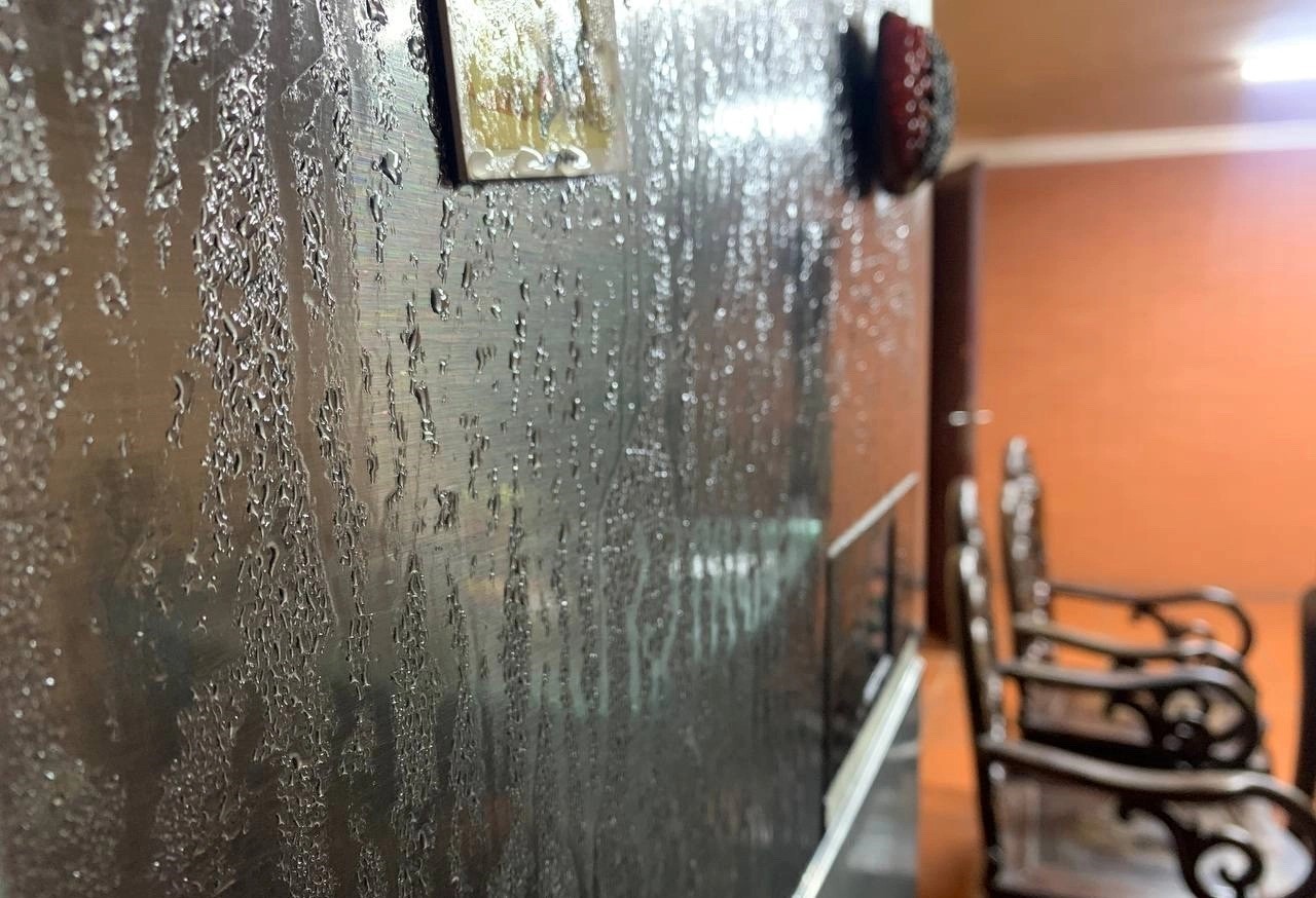 Nồm ẩm ở miền Bắc ảnh hưởng không nhỏ đến sinh hoạt của người dân