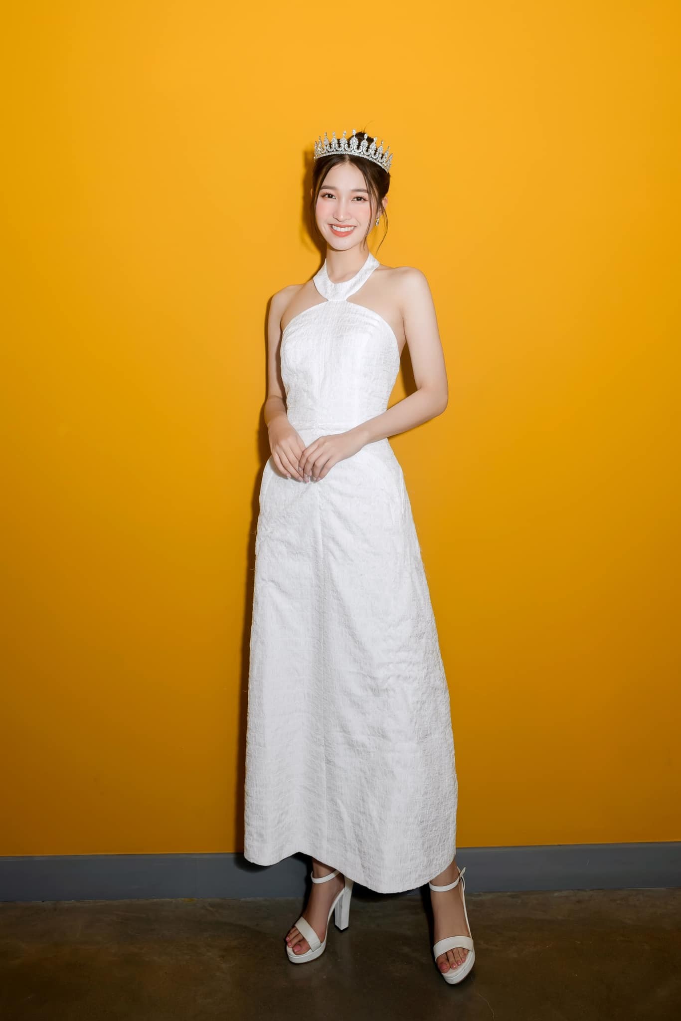 Phương Nhi là cô nàng Gen Z rất được các bạn trẻ chú ý. Cô gây thiện cảm bởi tính cách gần gũi, đặc biệt là sự đa tài