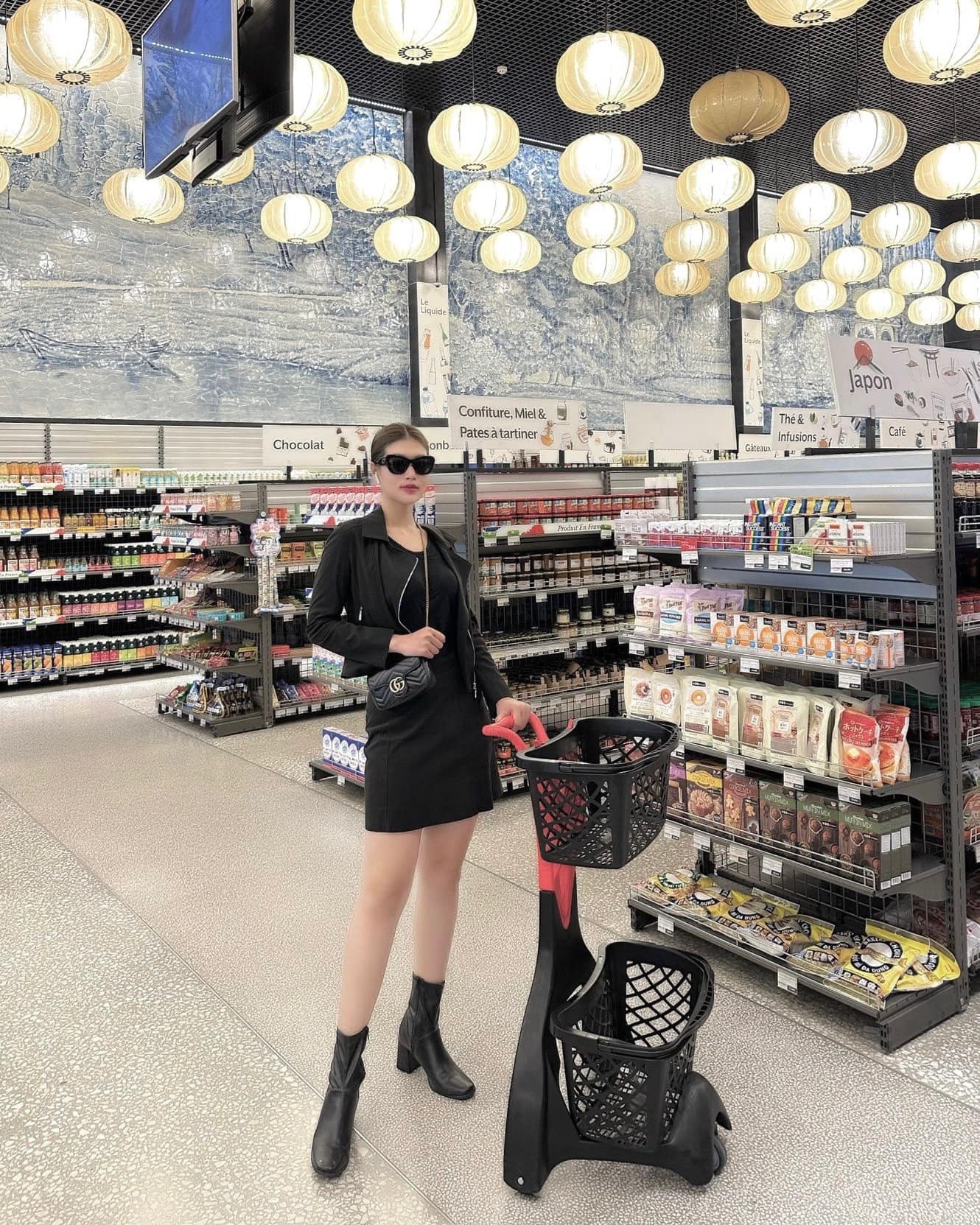 Thiên Ân nâng cấp diện mạo bằng đồ hiệu đắt đỏ