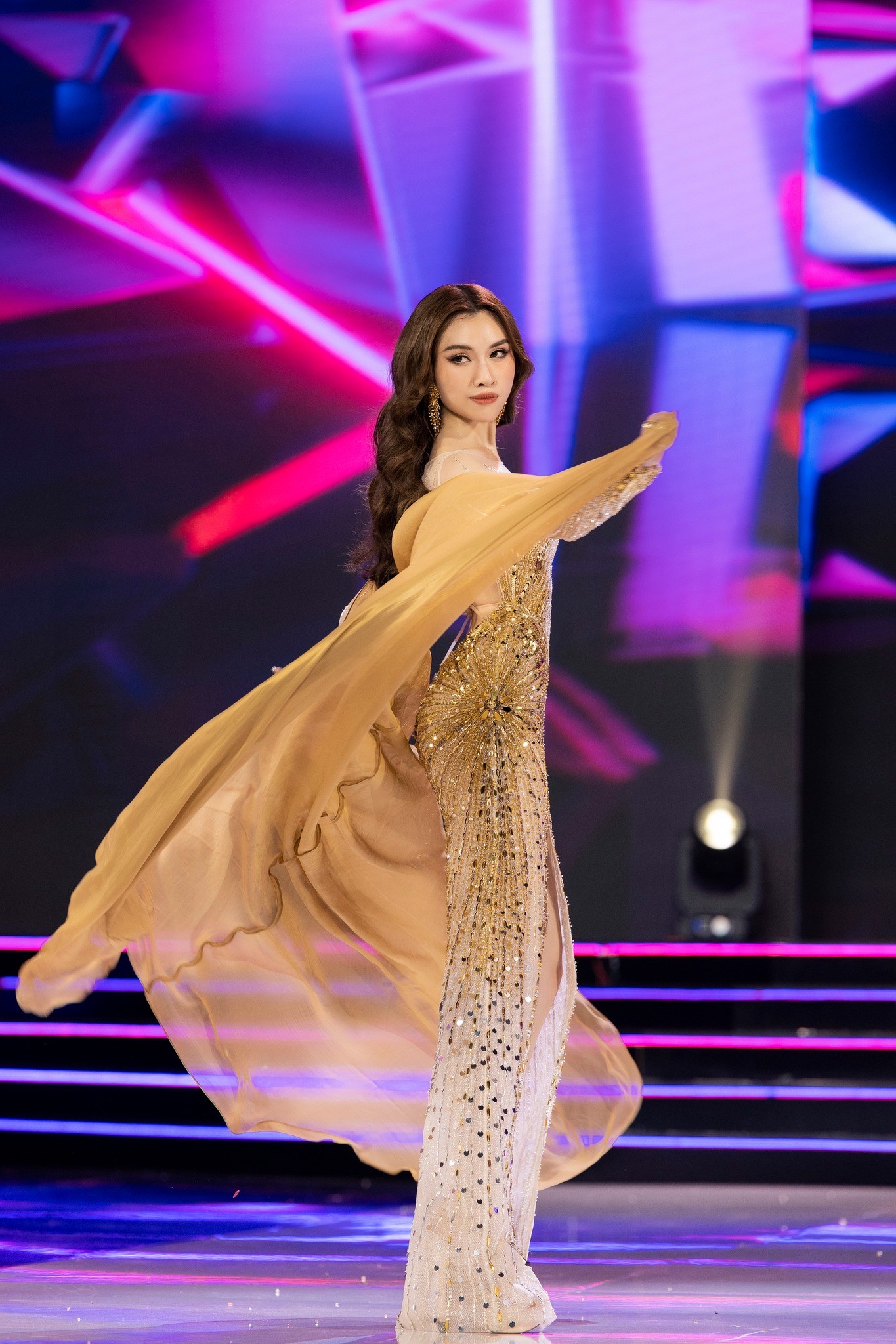 Thanh Thanh Huyền đã chiến thắng trong lòng người hâm mộ