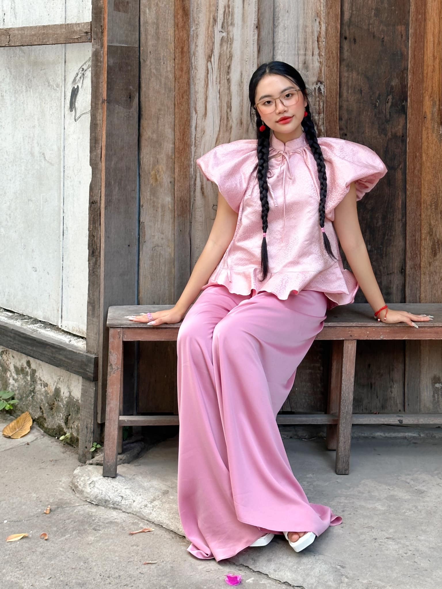 Hiện tại Phương Mỹ Chi ra dáng thiếu nữ, ngoại hình thon gọn hơn, phong cách thời trang cũng nhận về nhiều khen ngợi