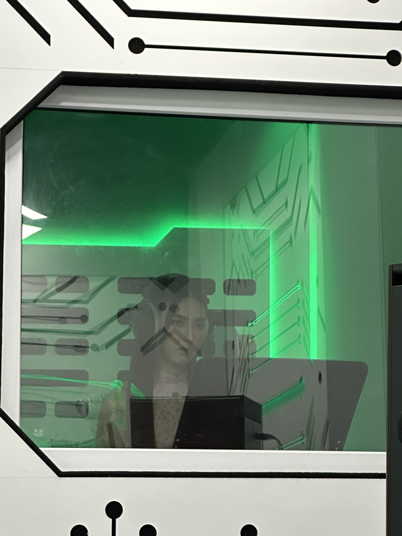 Thùy Tiên tại phòng thu