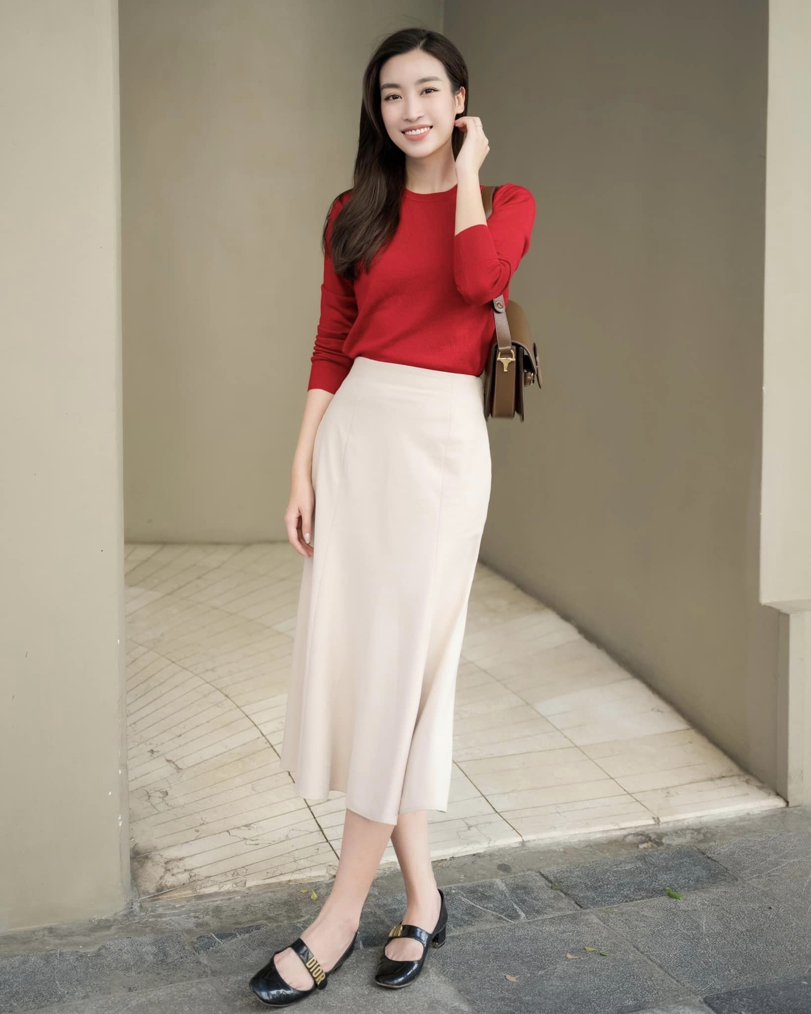 Trở thành nàng dâu hào môn khét tiếng, Đỗ Mỹ Linh vẫn duy trì lối sống tối giản