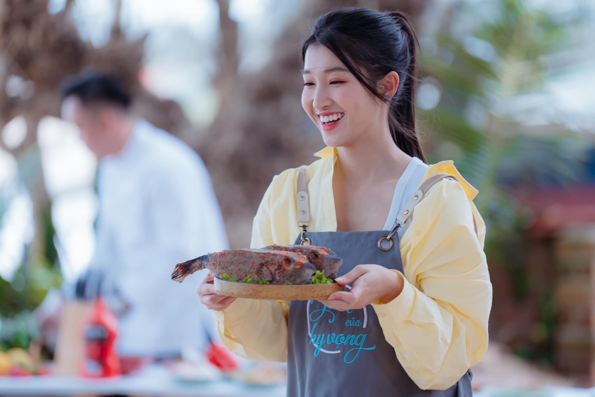 Phương Nhi không ít lần 'gây bão' bởi diện mạo xinh đẹp, thần thái đỉnh cao