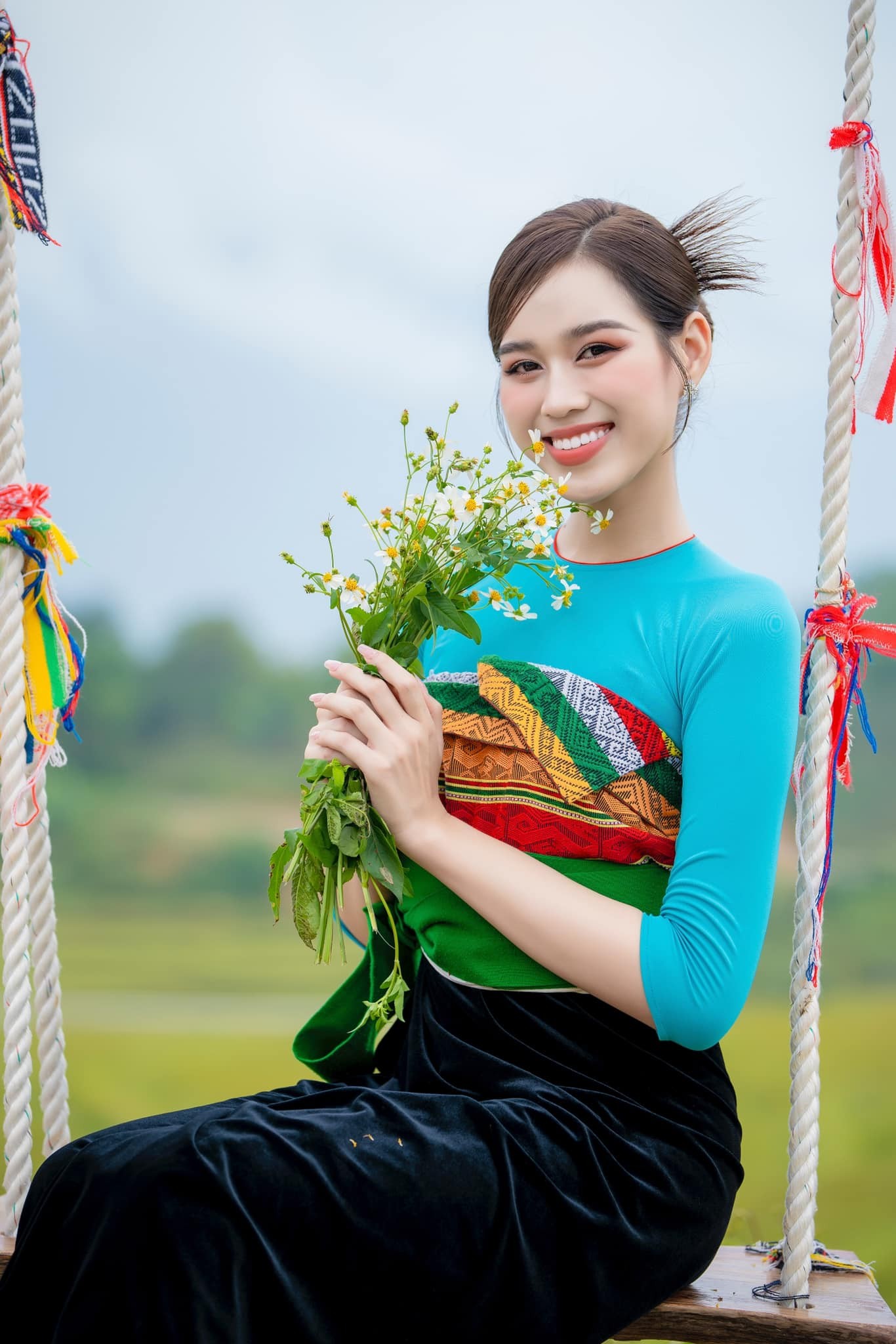 Gây tranh cãi khi đảm nhận vai trò giám khảo Miss World Vietnam 2023, Đỗ Thị Hà nói gì? - Ảnh 1