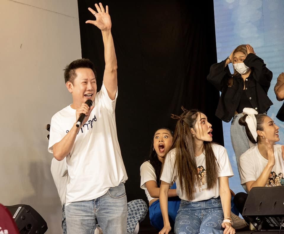 Liệu ông Nawat có thực sự tìm ra 'Hoa hậu' đúng nghĩa