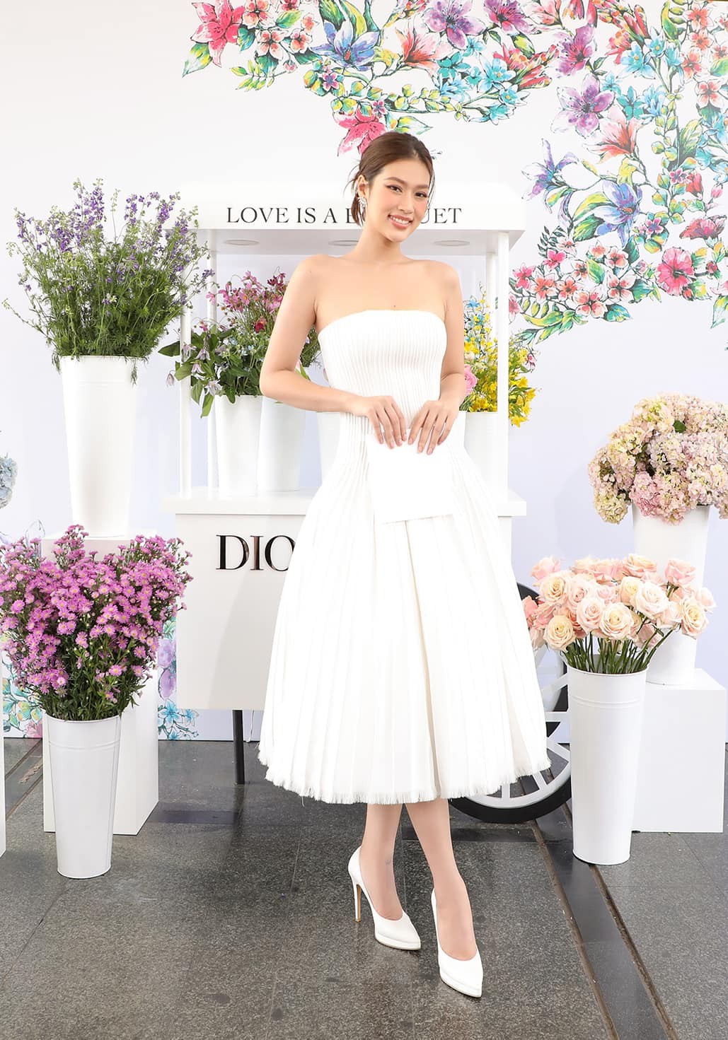 Trượt top 10 Miss Grand International 2022, Thiên Ân gặt hái thành công tại nước nhà