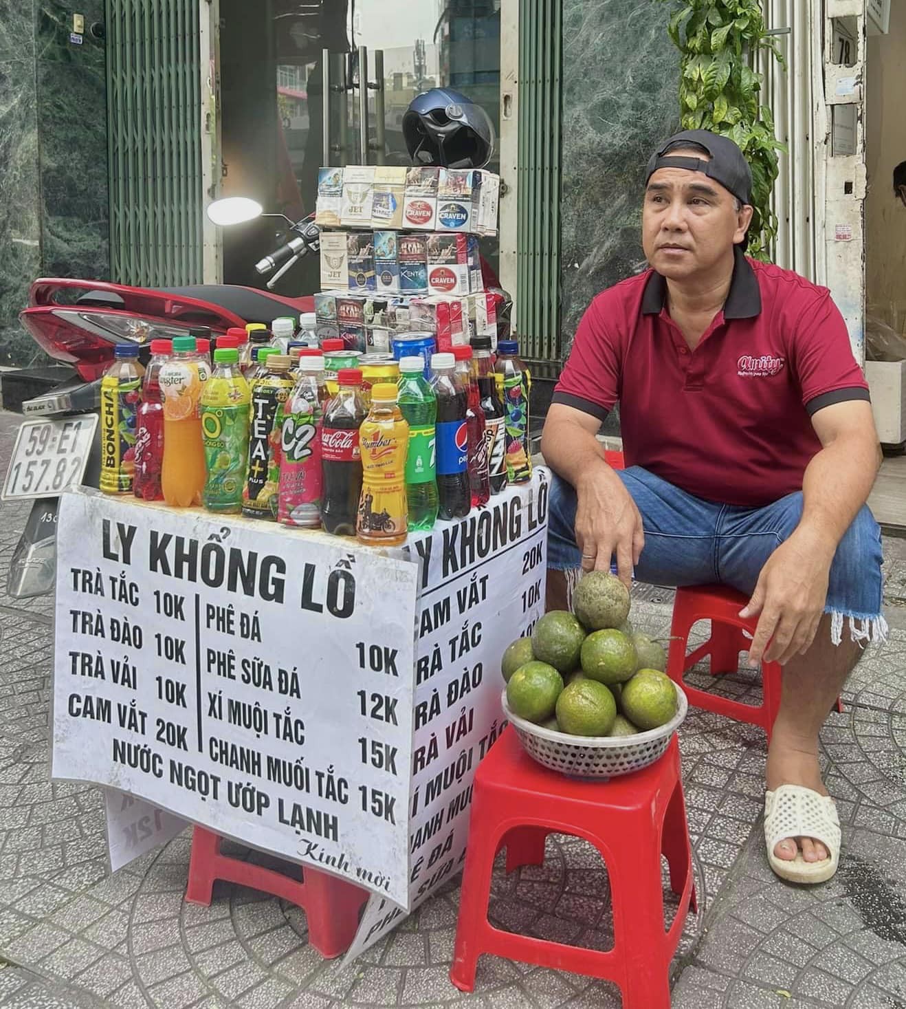 Quyền Linh là nghệ sĩ được lòng công chúng vì sự chân thành cũng như gần gũi của anh trong cuộc sống