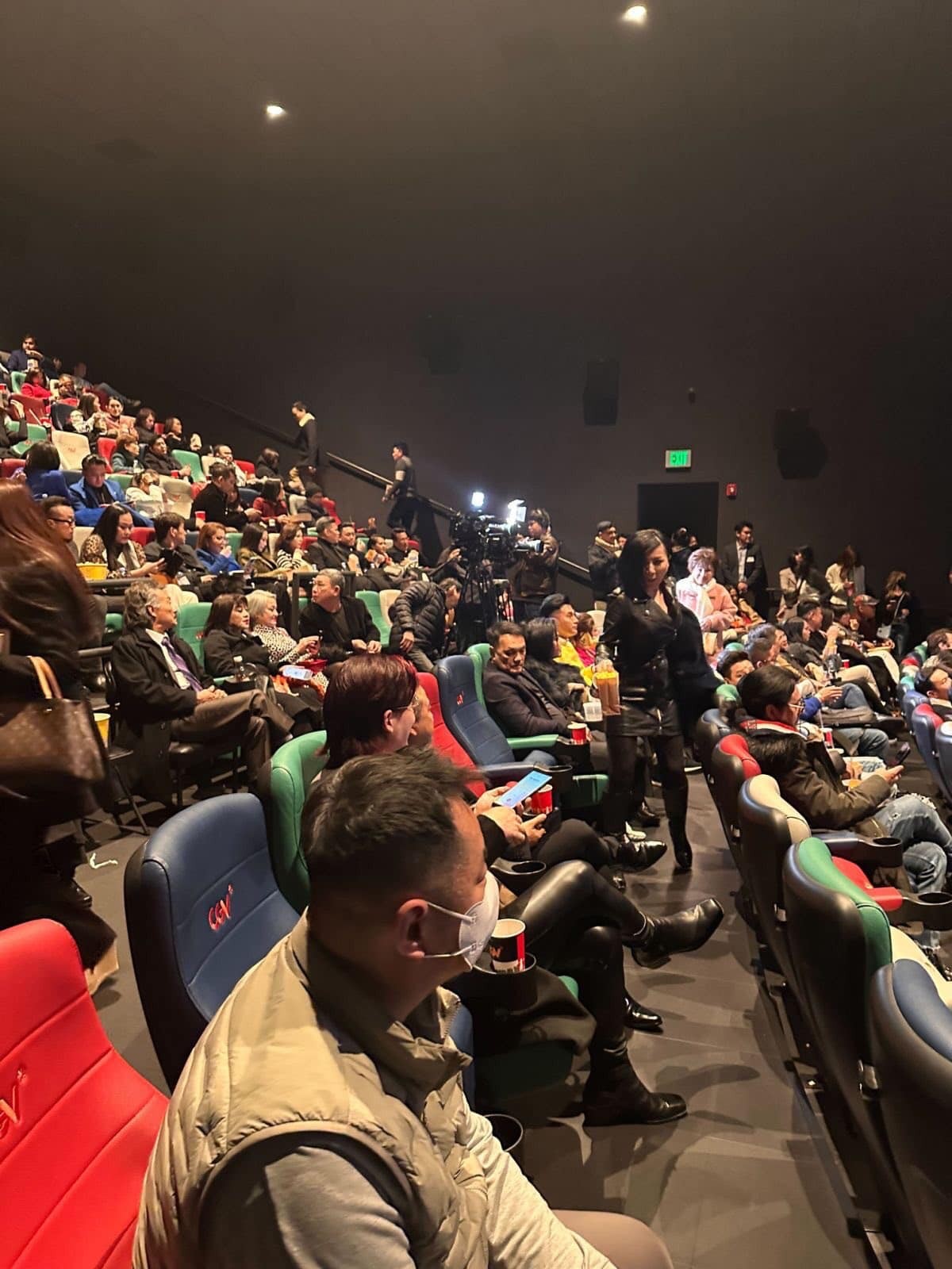 Nhà Bà Nữ của Trấn Thành tiếp tục 'càn quét' thị trường Mỹ - Ảnh 1