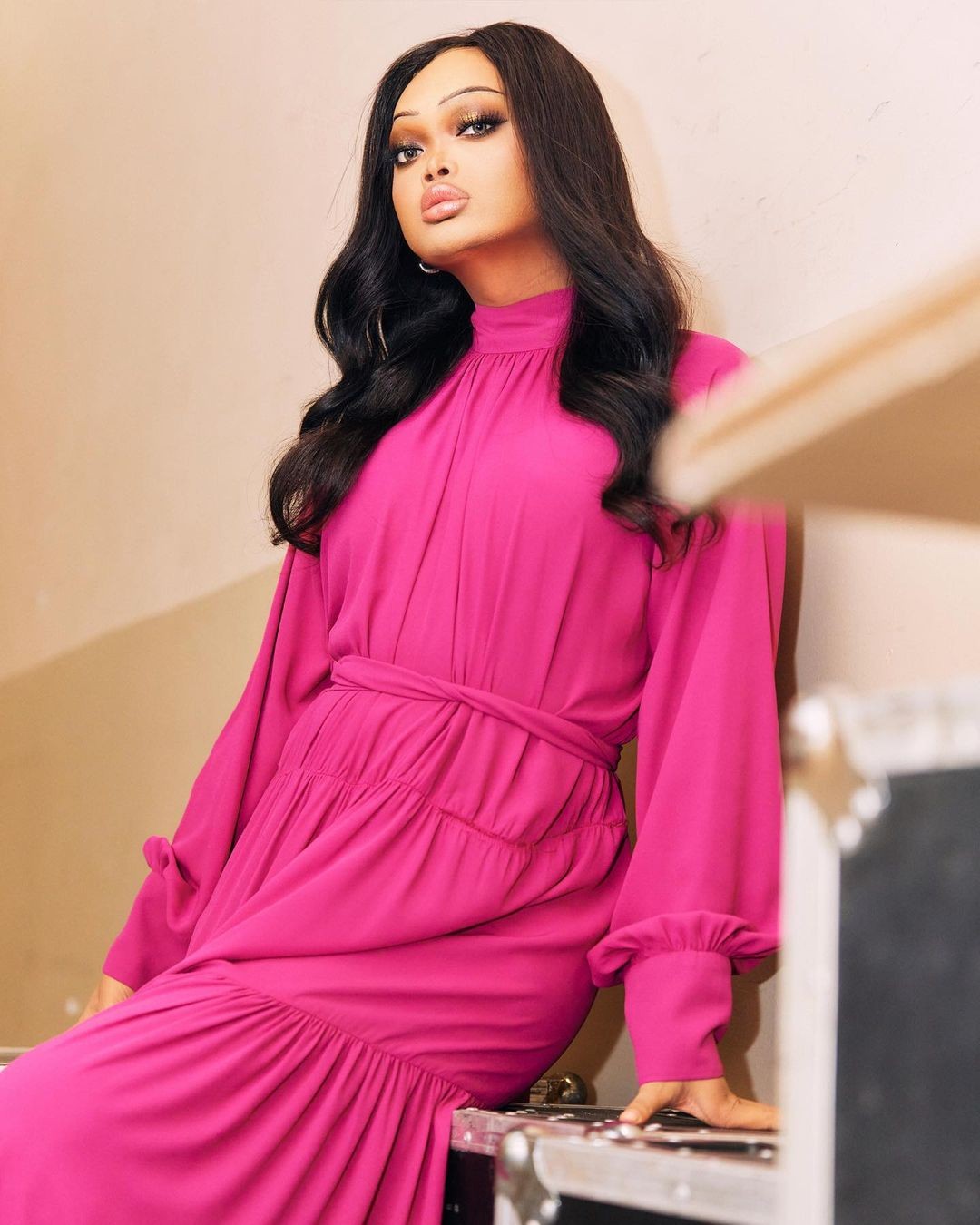 Miss Fabulous Thailand - Maeya Sun Sun gây ấn tượng bởi lối trang điểm độc lạ, nhan sắc đặc biệt