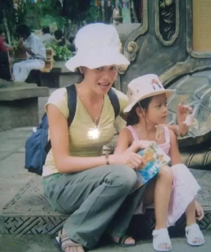 Thanh Thủy ngày bé ngũ quan đã rất hài hòa