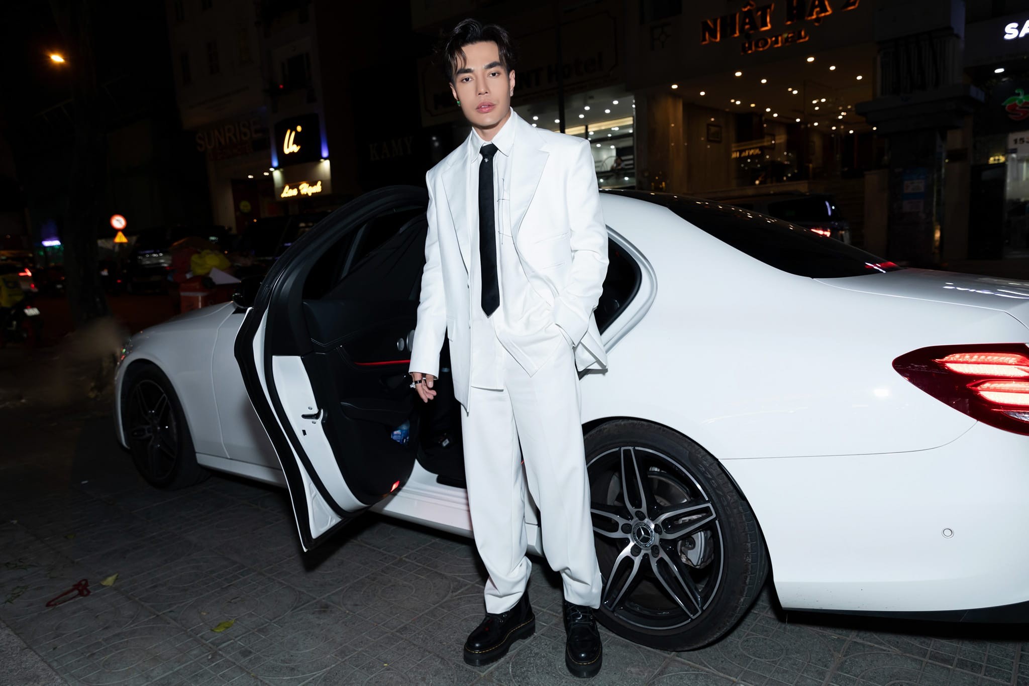 Lê Dương Bảo Lâm là hiện tượng mới trong làng giải trí Việt. Ảnh: FBNV