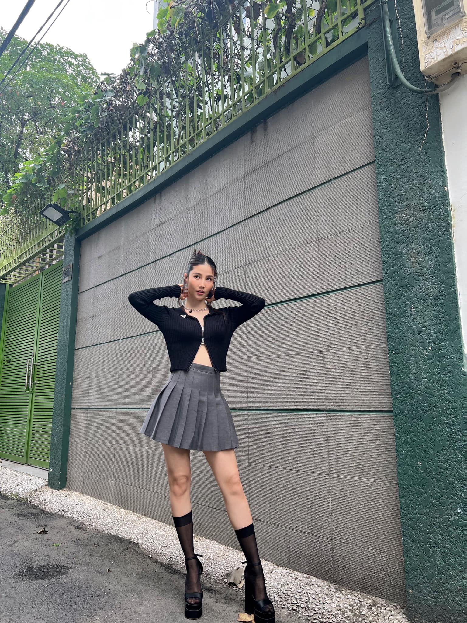 Ở độ tuổi 33, Diễm My luôn đi đầu xu hướng