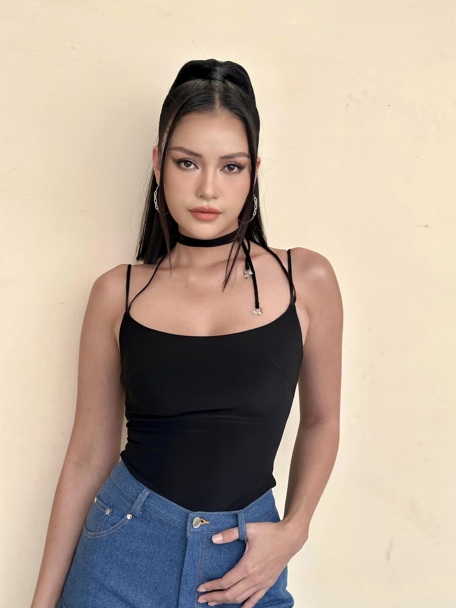 Sắc vóc thật của Ngọc Châu vẫn là một 'ẩn số' với fan sắc đẹp