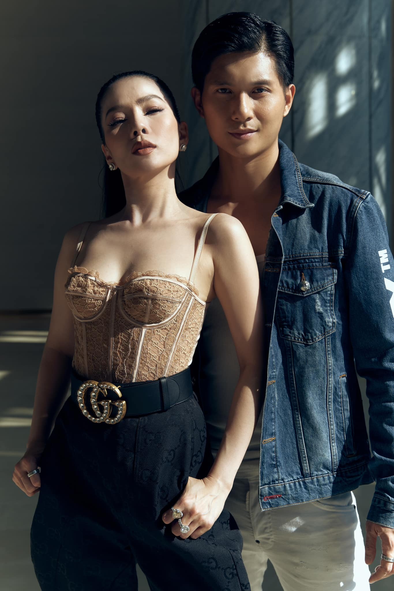 Lệ Quyên tận hưởng hạnh phúc bên Lâm Bảo Châu, cả hai được khen ngợi xứng đôi vừa lứa