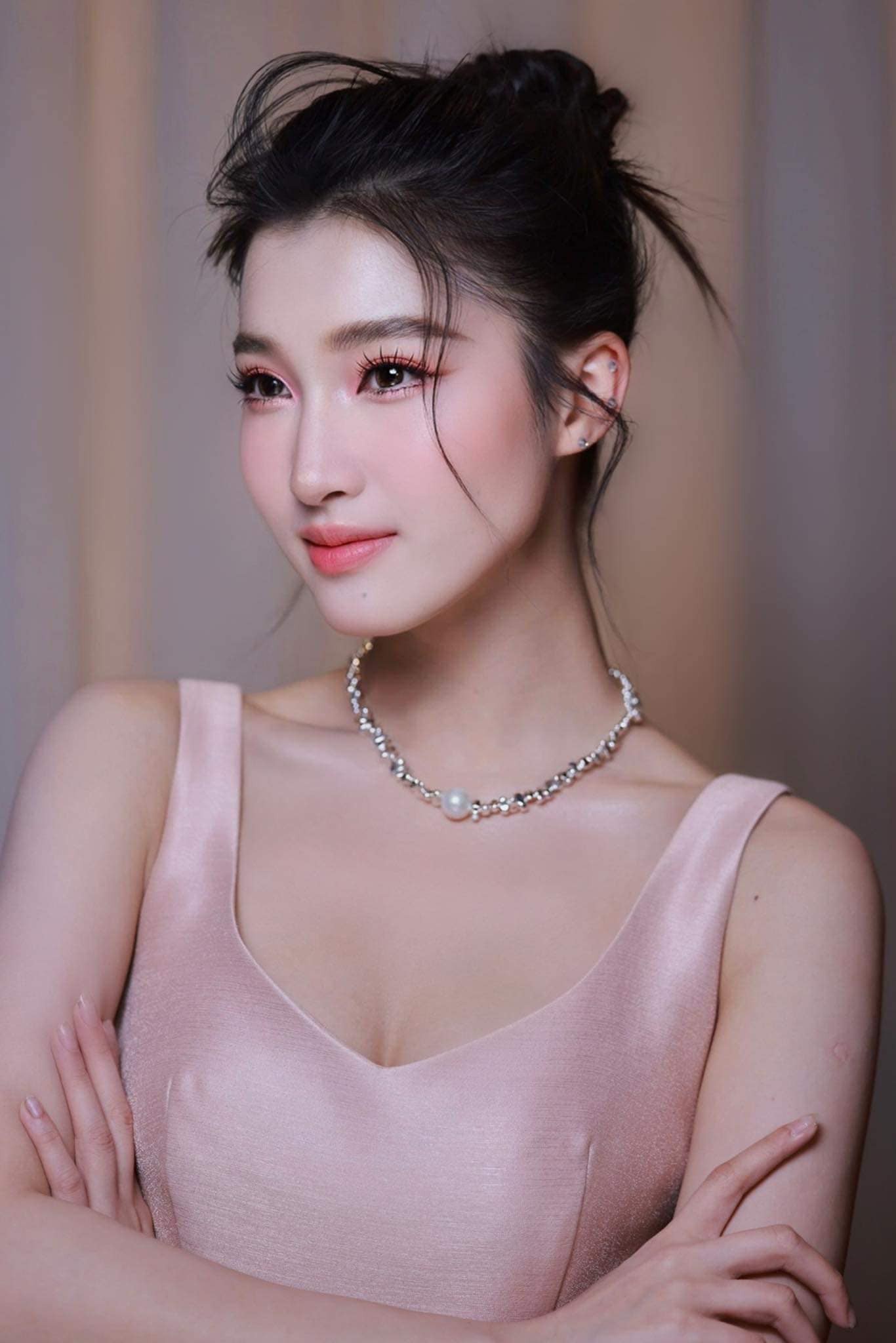 Phương Nhi sở hữu “1001” status thả thính ngọt ngào